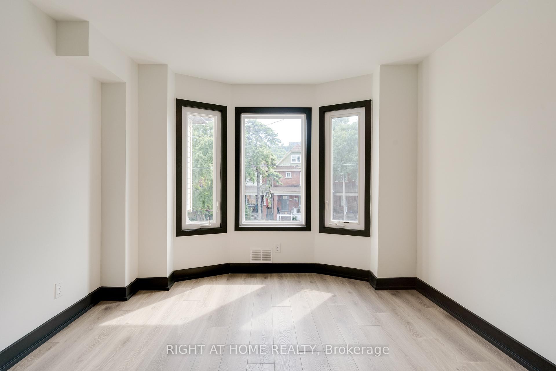 Photo 13 of 183 Maplewood Avenue, Hamilton, Blakeley — HOMEH