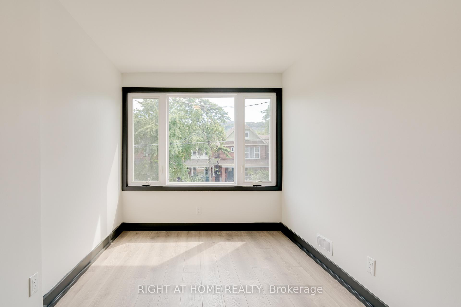 Photo 15 of 183 Maplewood Avenue, Hamilton, Blakeley — HOMEH