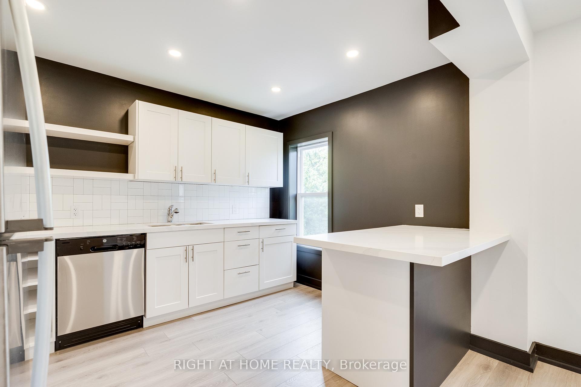 Photo 17 of 183 Maplewood Avenue, Hamilton, Blakeley — HOMEH