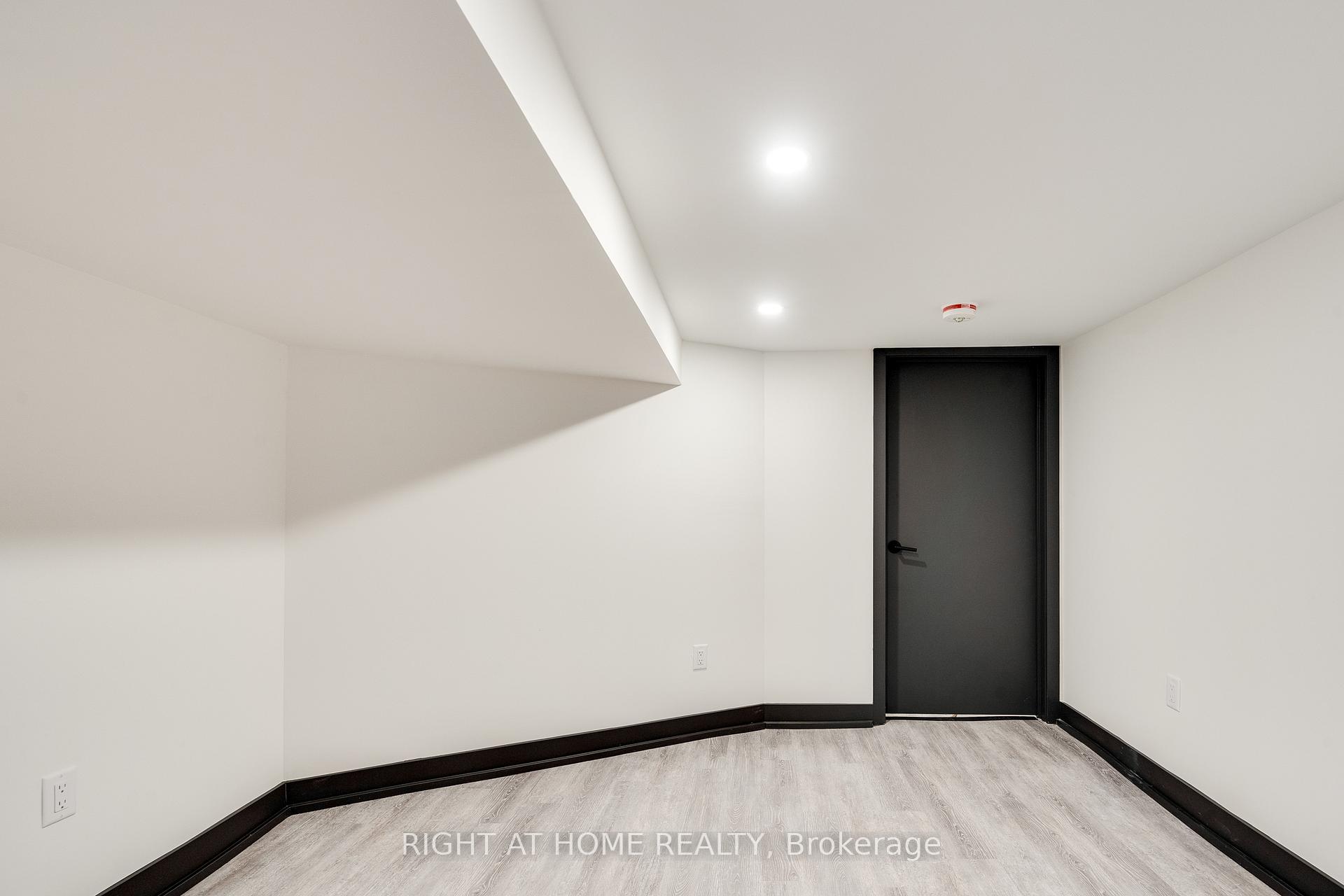 Photo 33 of 183 Maplewood Avenue, Hamilton, Blakeley — HOMEH