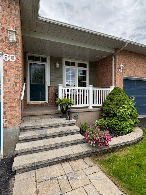 Photo 3 of 60 Sable Run Drive, Ottawa, Stittsville (Central) — HOMEH