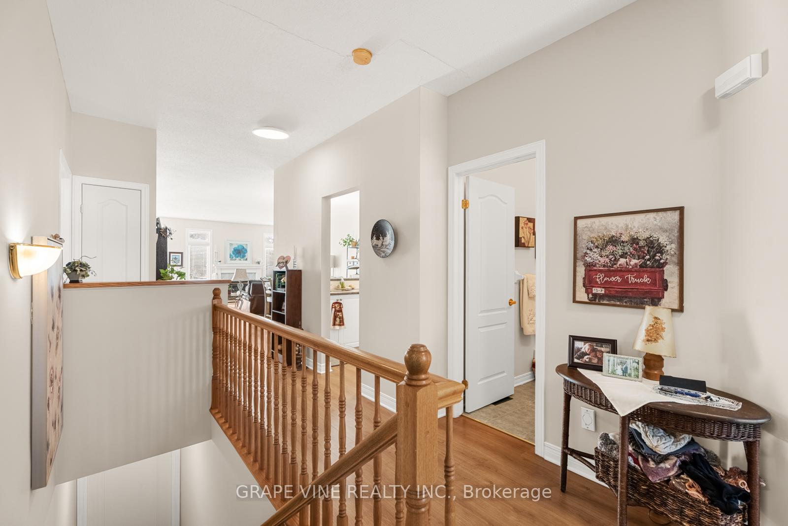 Photo 8 of 60 Sable Run Drive, Ottawa, Stittsville (Central) — HOMEH