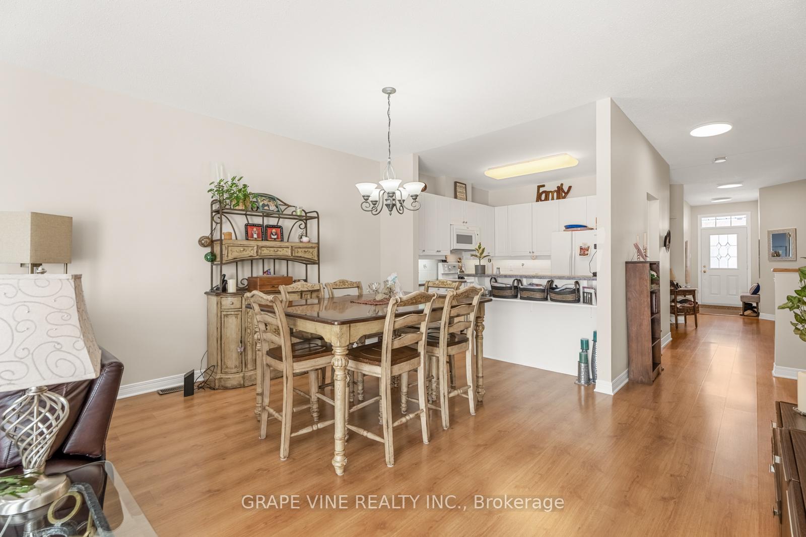 Photo 12 of 60 Sable Run Drive, Ottawa, Stittsville (Central) — HOMEH