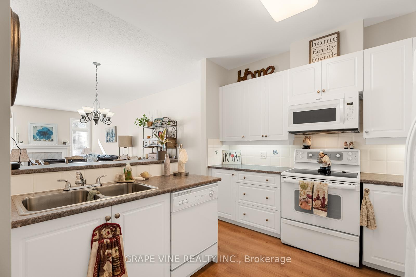 Photo 15 of 60 Sable Run Drive, Ottawa, Stittsville (Central) — HOMEH