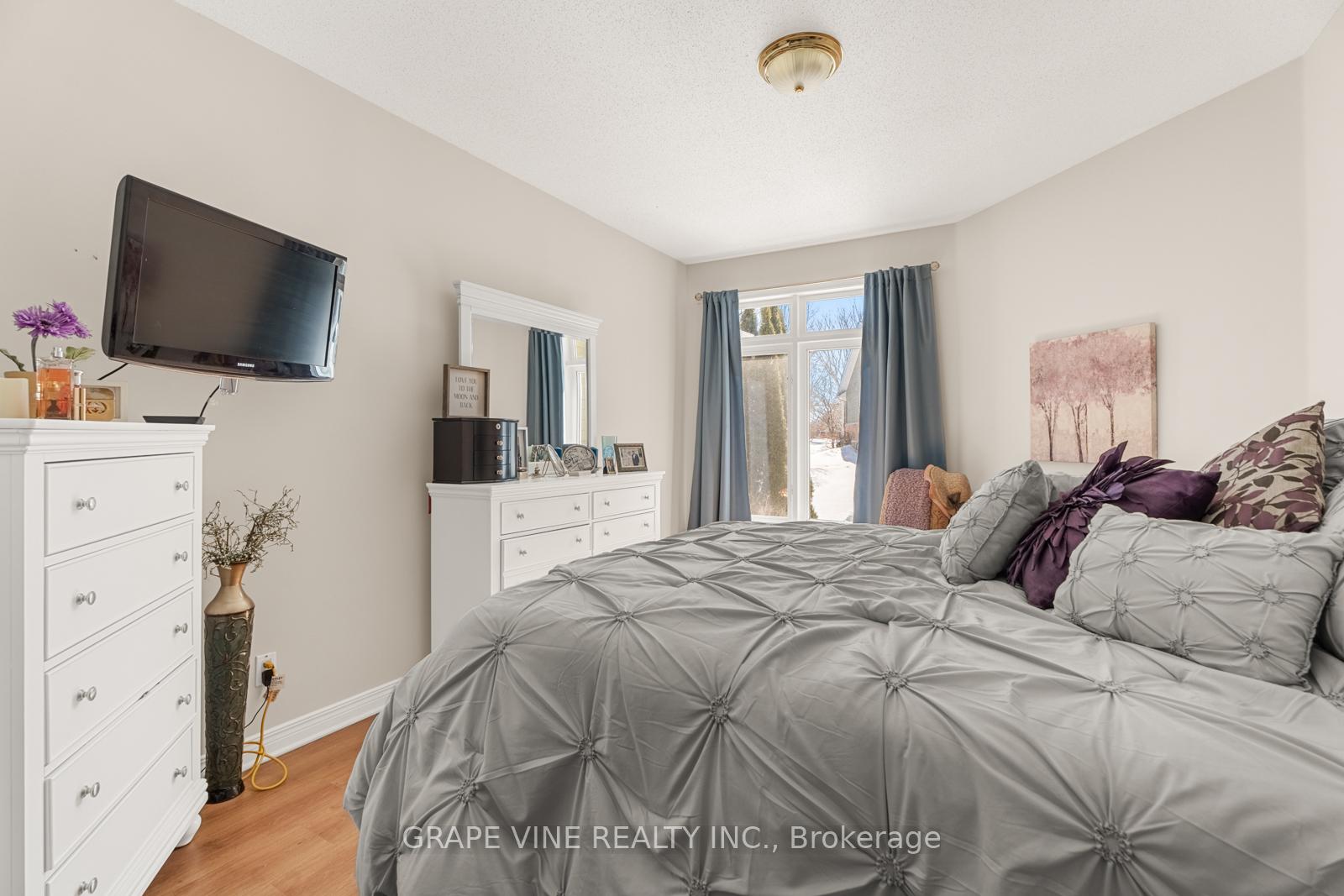 Photo 21 of 60 Sable Run Drive, Ottawa, Stittsville (Central) — HOMEH