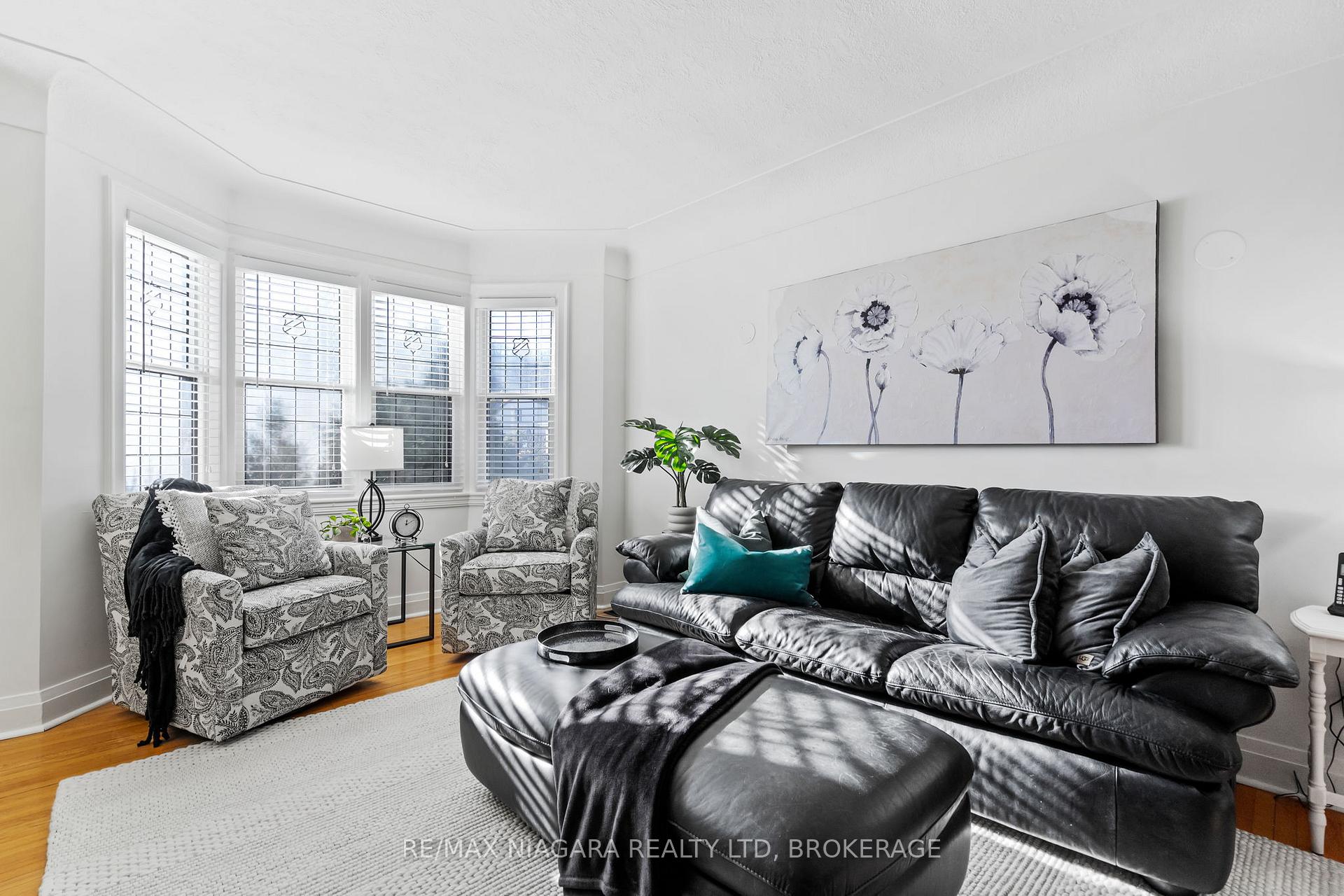 Photo 8 of 1671 King Street E, Hamilton, Delta — HOMEH