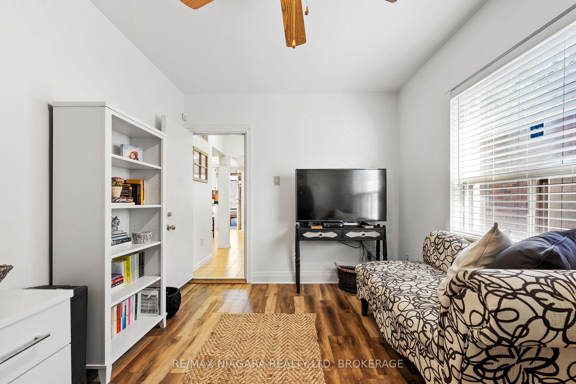 Photo 18 of 1671 King Street E, Hamilton, Delta — HOMEH