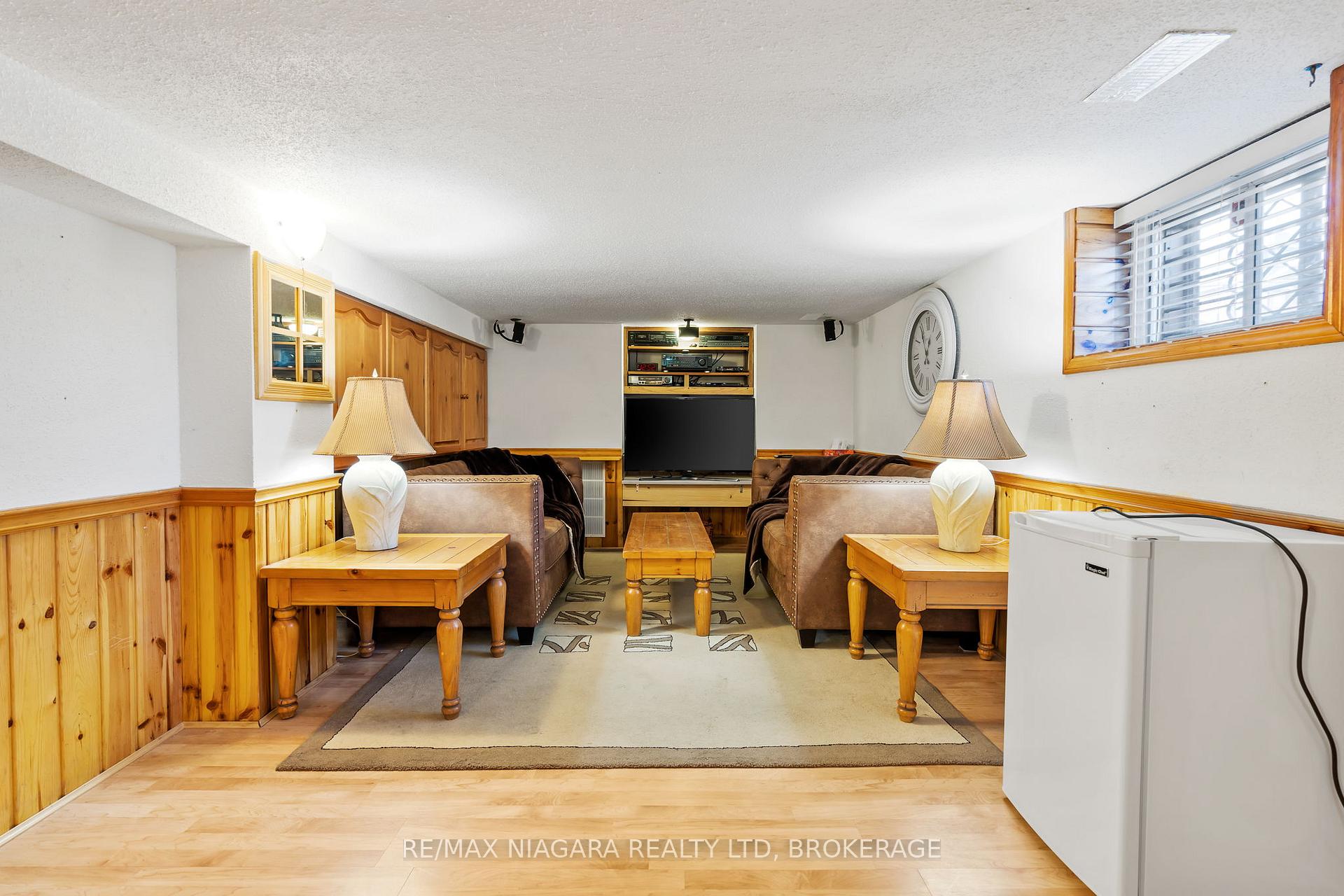 Photo 29 of 1671 King Street E, Hamilton, Delta — HOMEH