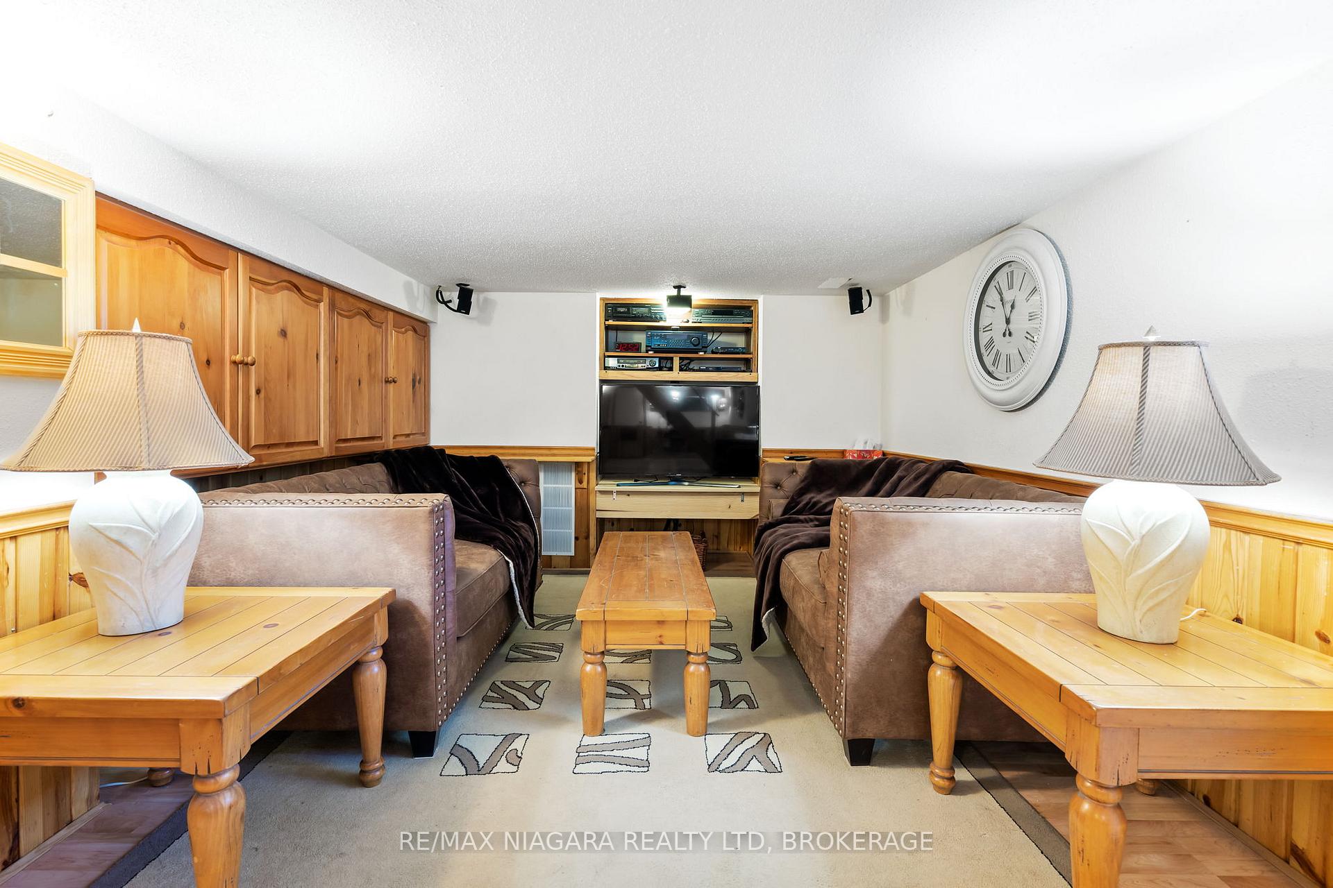 Photo 30 of 1671 King Street E, Hamilton, Delta — HOMEH
