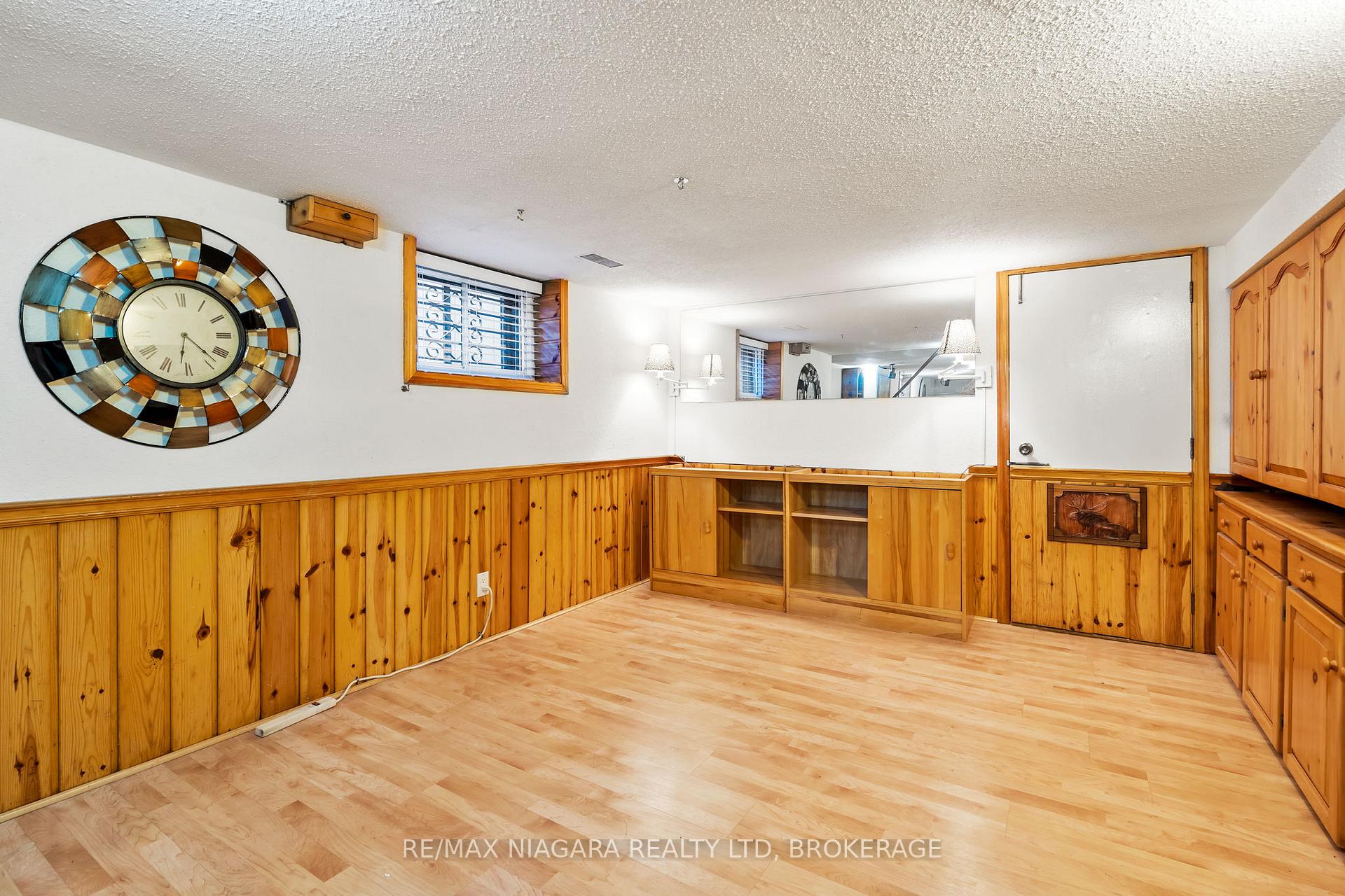 Photo 33 of 1671 King Street E, Hamilton, Delta — HOMEH