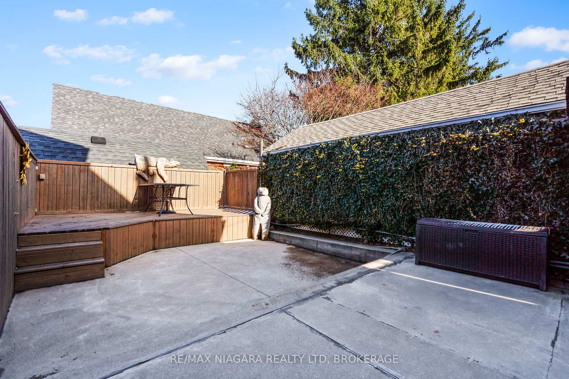 Photo 37 of 1671 King Street E, Hamilton, Delta — HOMEH