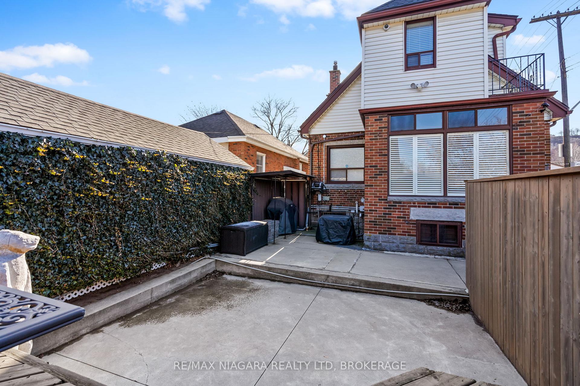 Photo 38 of 1671 King Street E, Hamilton, Delta — HOMEH