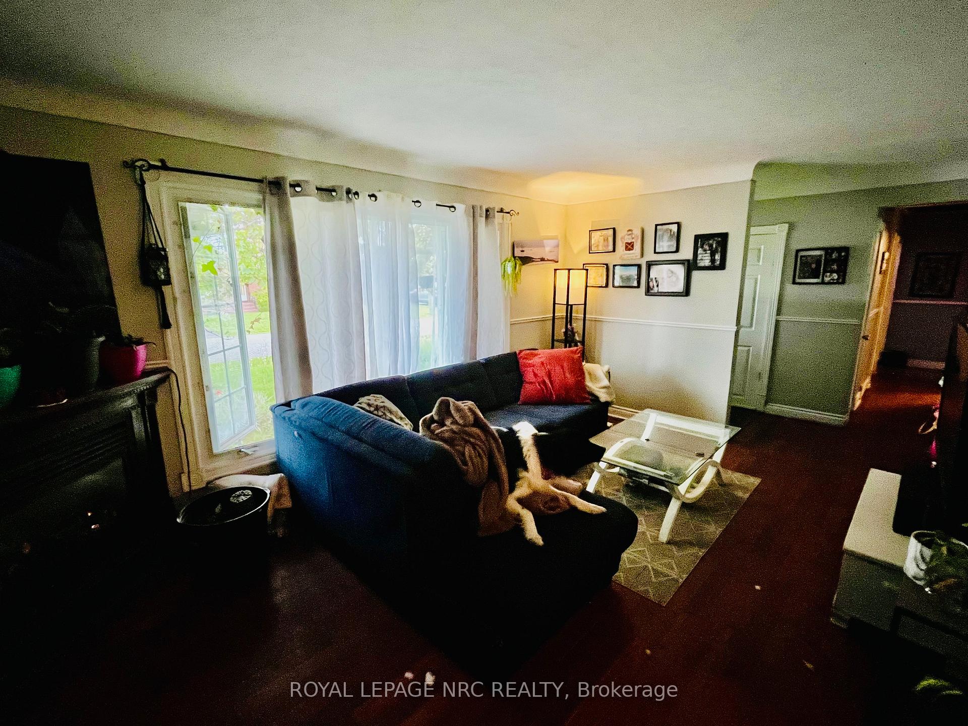Photo 6 of 32 Buchanan Road, St. Catharines, Carlton/Bunting — HOMEH