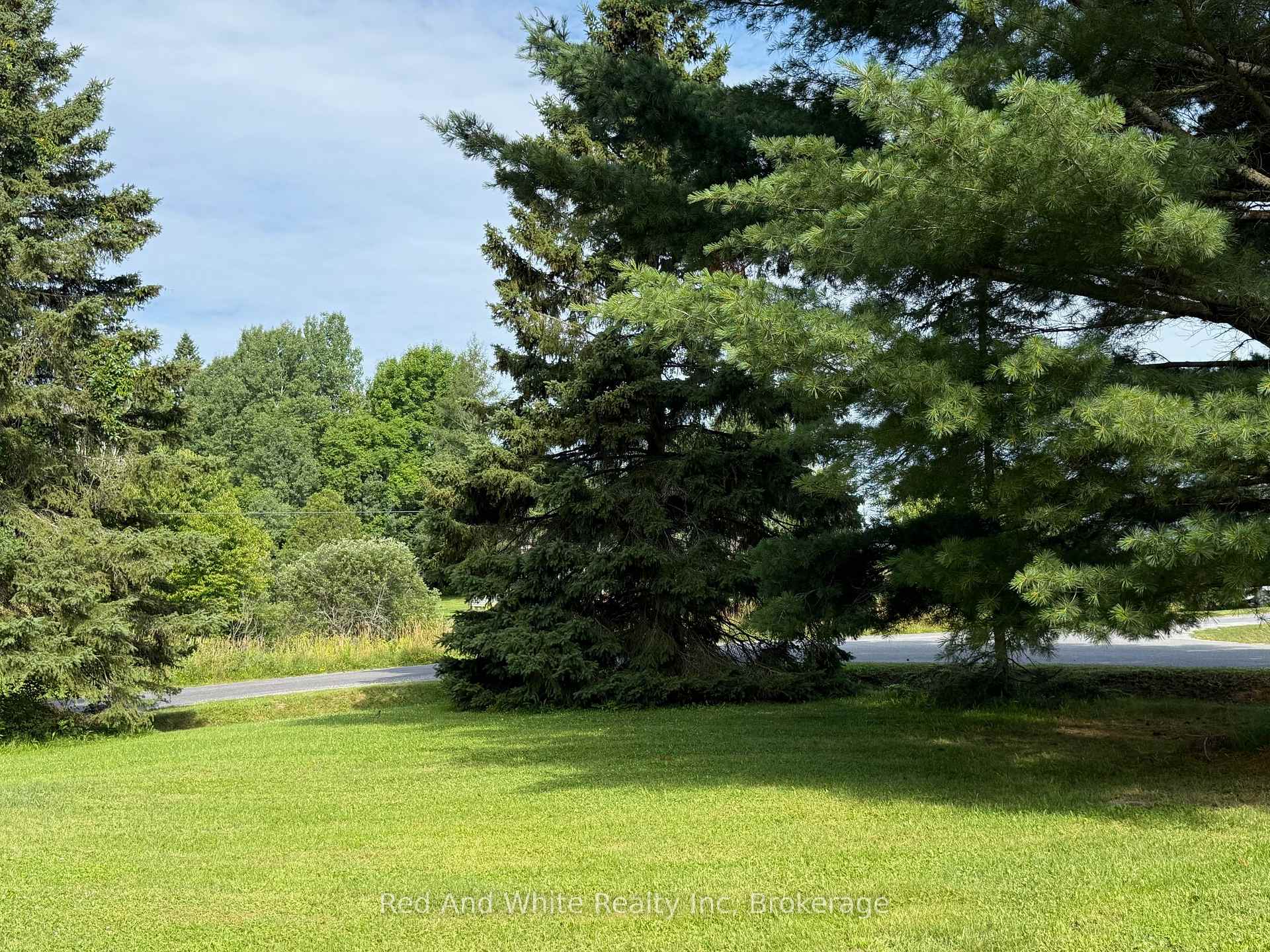 Photo 7 of 10 Burrows Street, Magnetawan — HOMEH