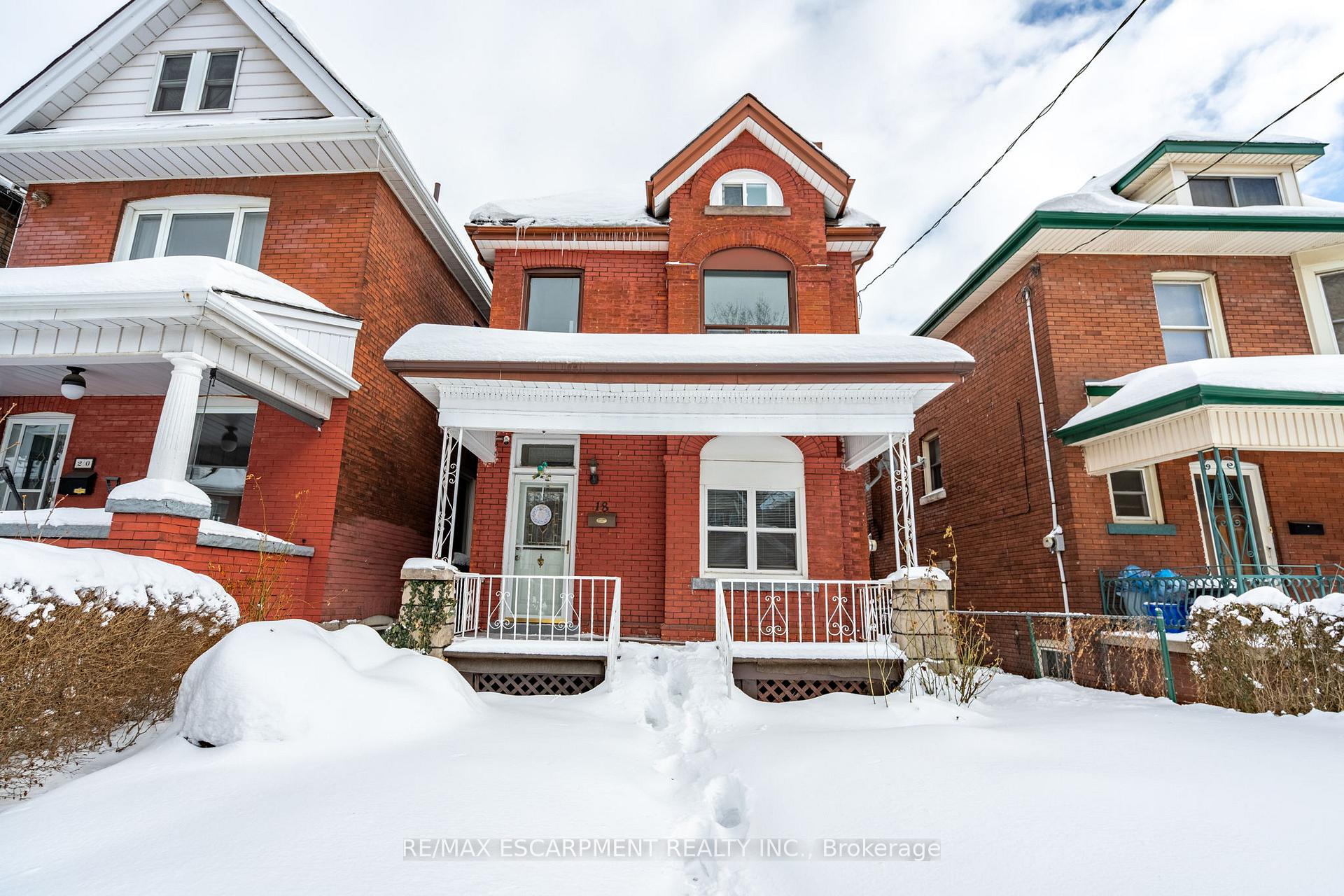 Photo 1 of 18 Fairholt Road N, Hamilton, Gibson — HOMEH