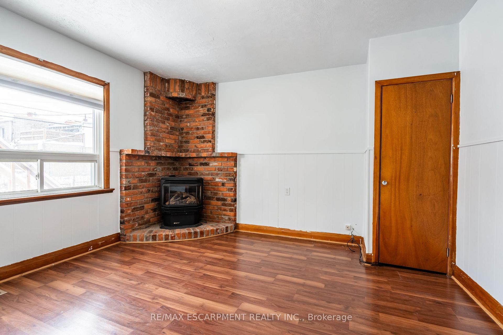 Photo 30 of 18 Fairholt Road N, Hamilton, Gibson — HOMEH