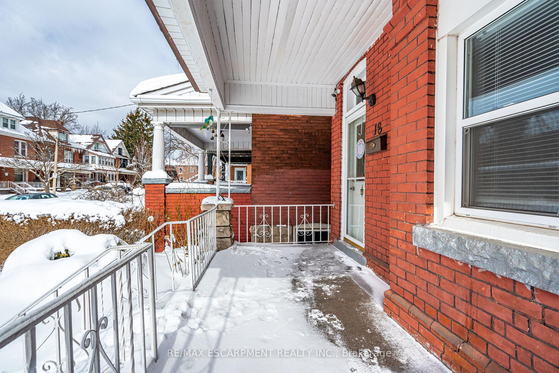Photo 44 of 18 Fairholt Road N, Hamilton, Gibson — HOMEH