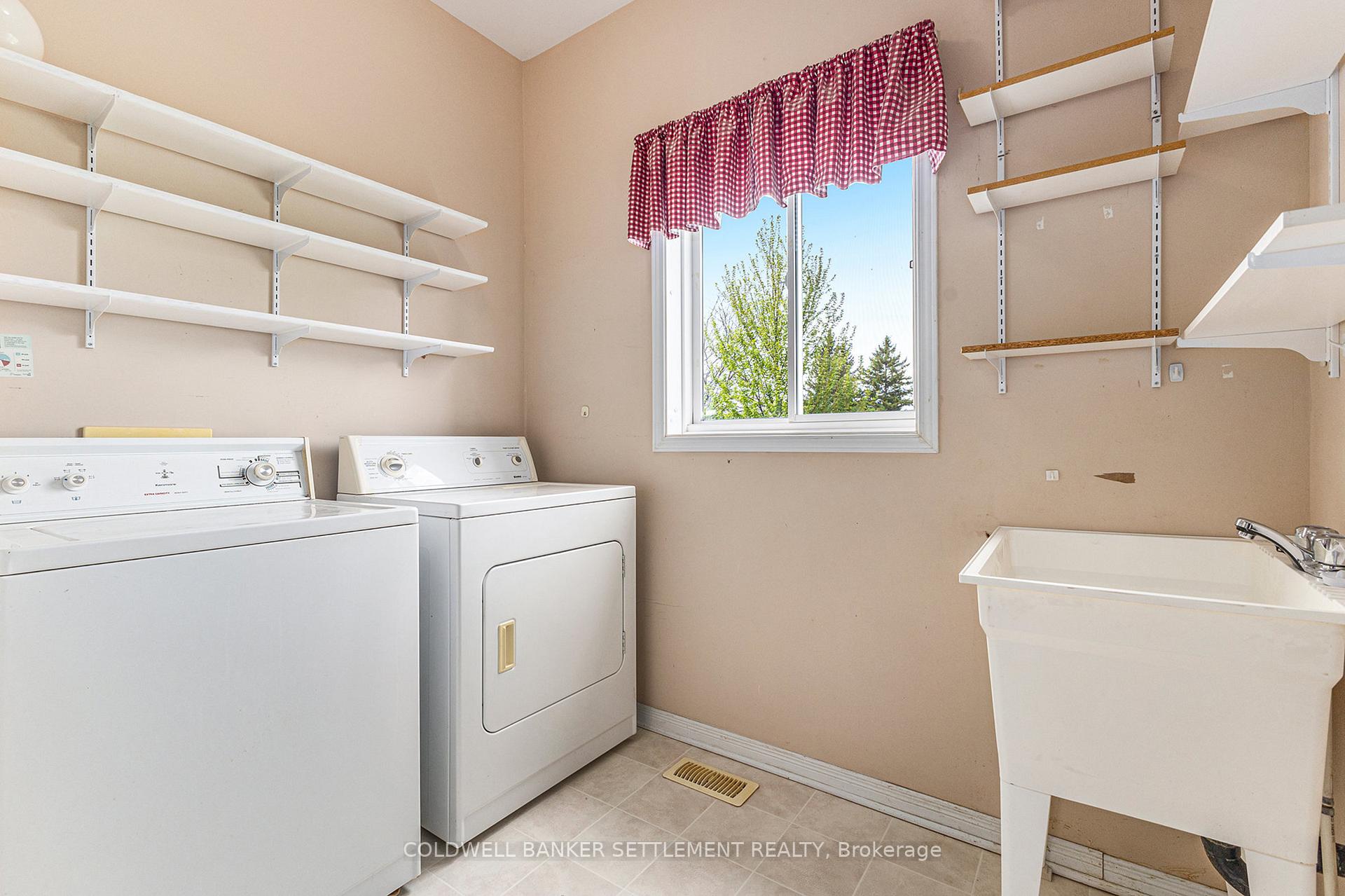 Photo 23 of 103 Patterson Crescent, Carleton Place — HOMEH
