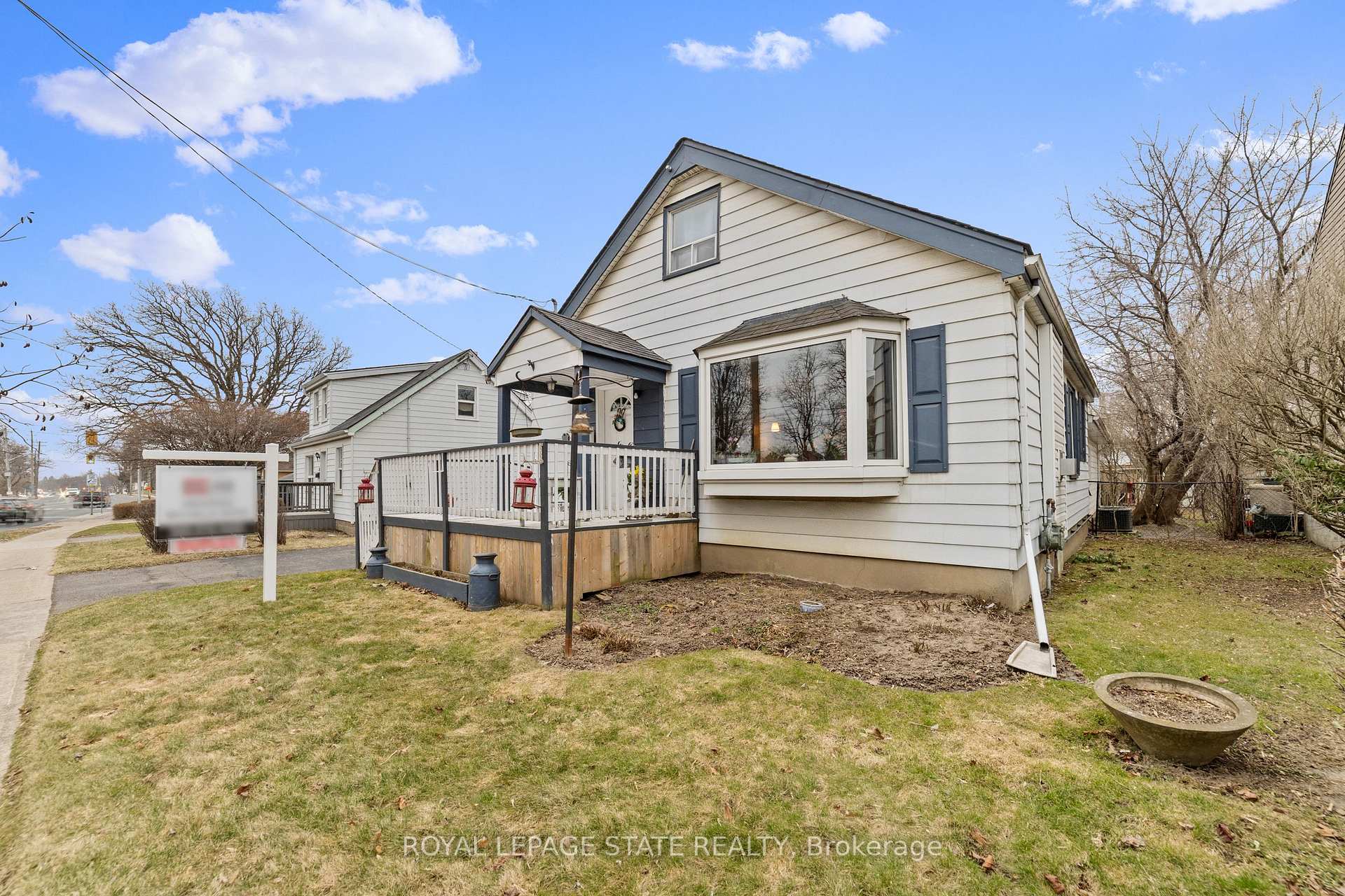 Photo 2 of 539 Mohawk Road W, Hamilton, Westcliffe — HOMEH