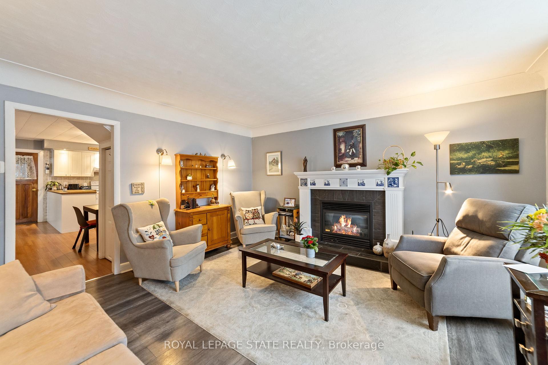 Photo 7 of 539 Mohawk Road W, Hamilton, Westcliffe — HOMEH