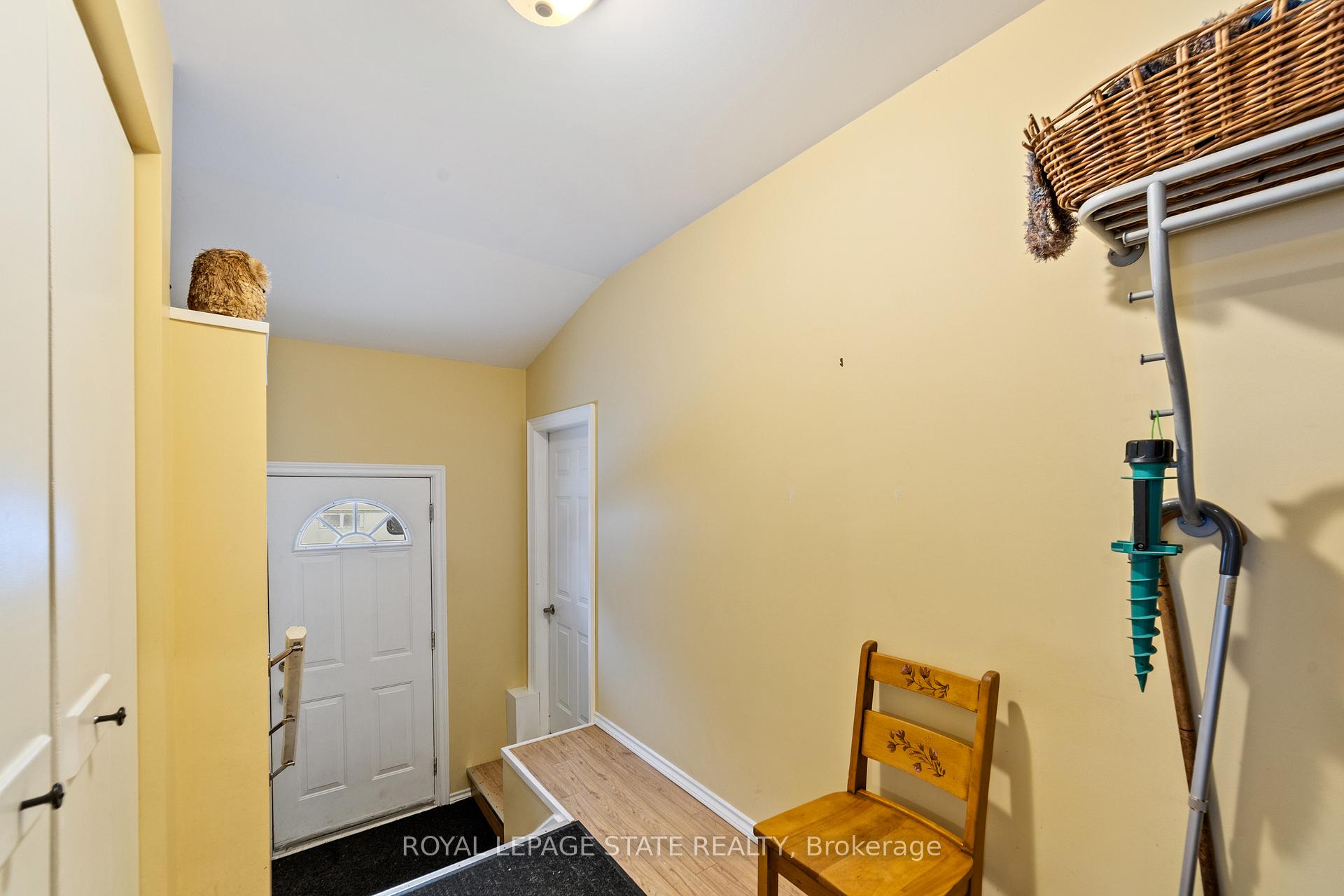 Photo 19 of 539 Mohawk Road W, Hamilton, Westcliffe — HOMEH