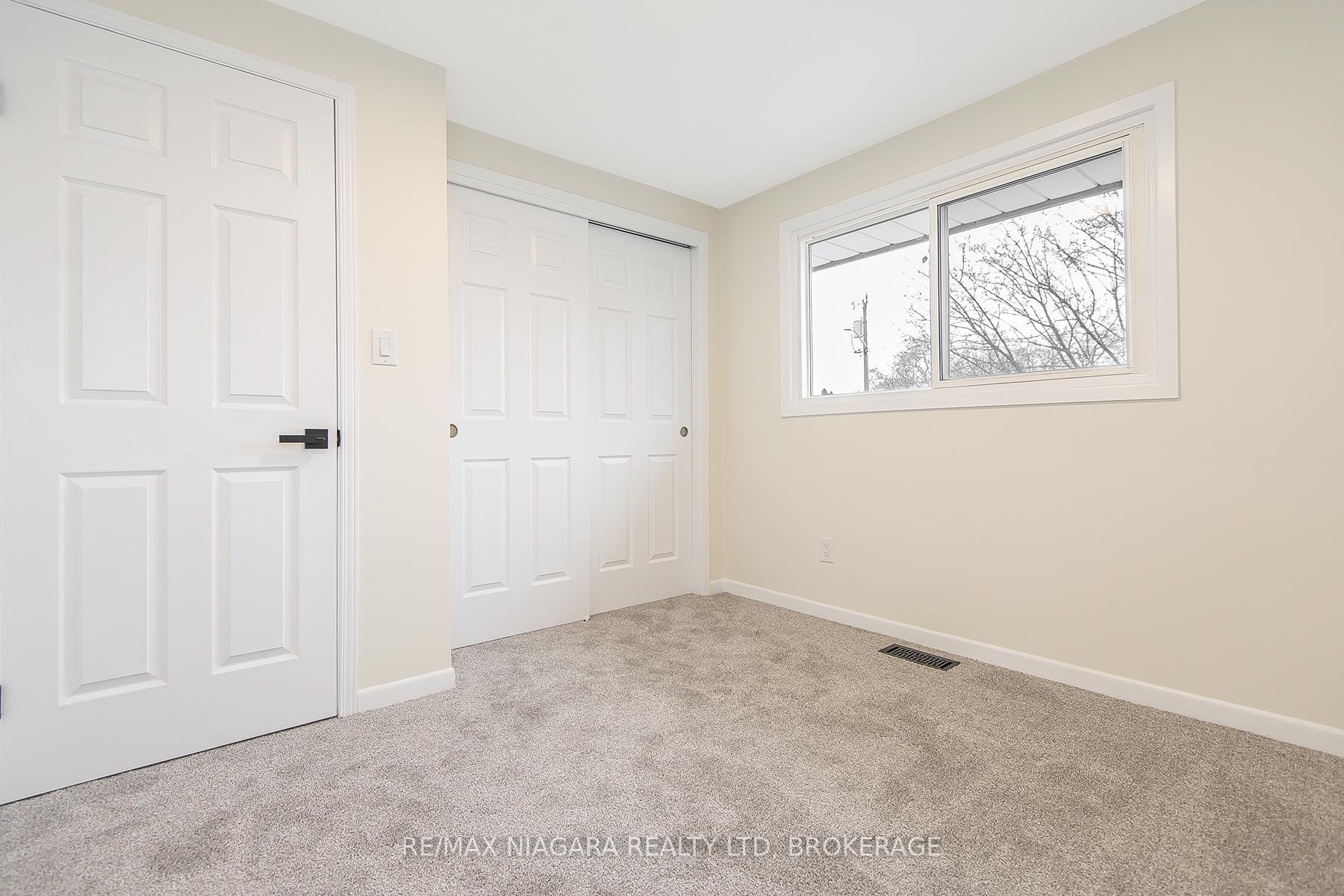 Photo 26 of 16 Huntley Crescent, St. Catharines, Carlton/Bunting — HOMEH