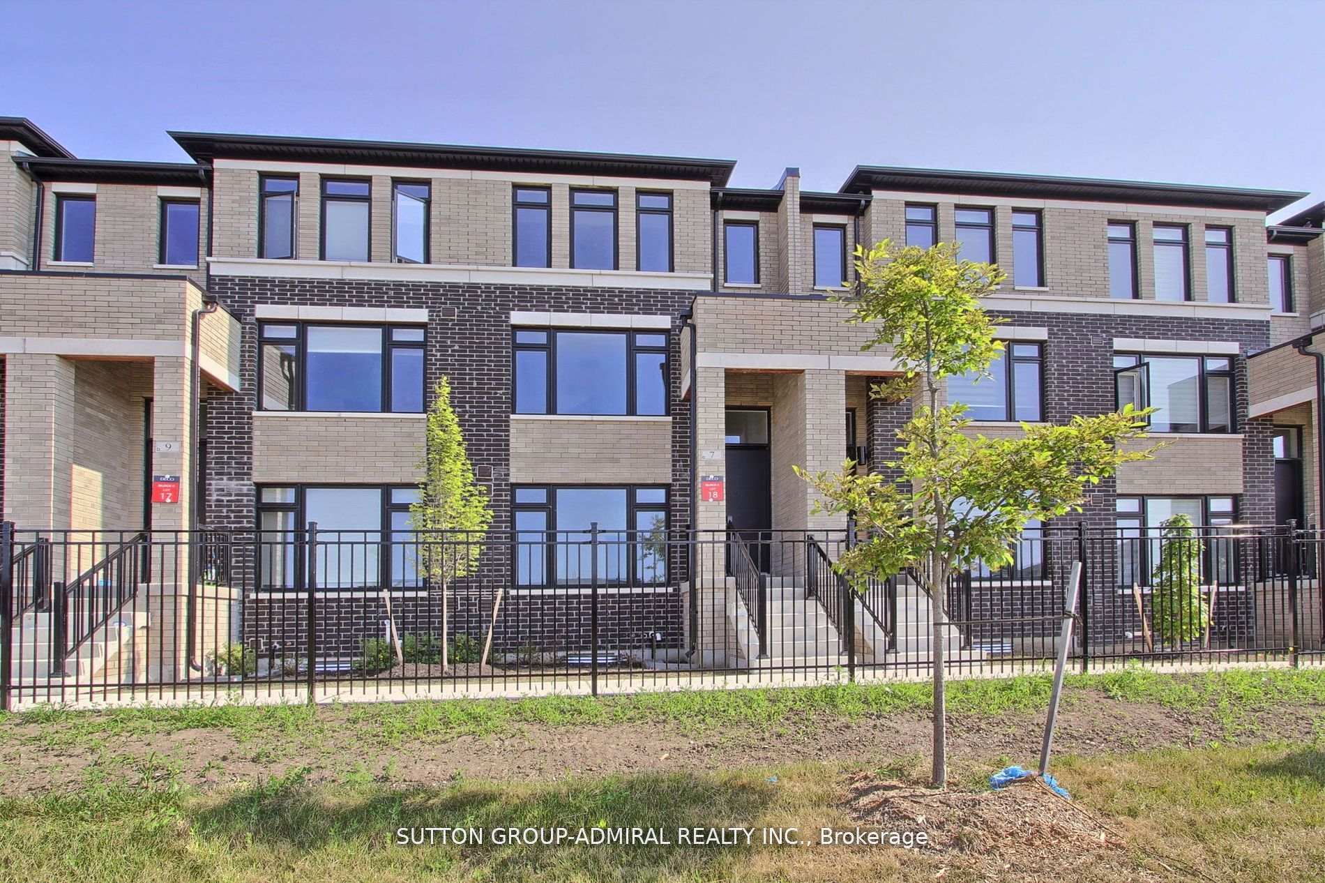 Photo 1 of 7 Cherry Hill Lane, Barrie, Painswick South — HOMEH