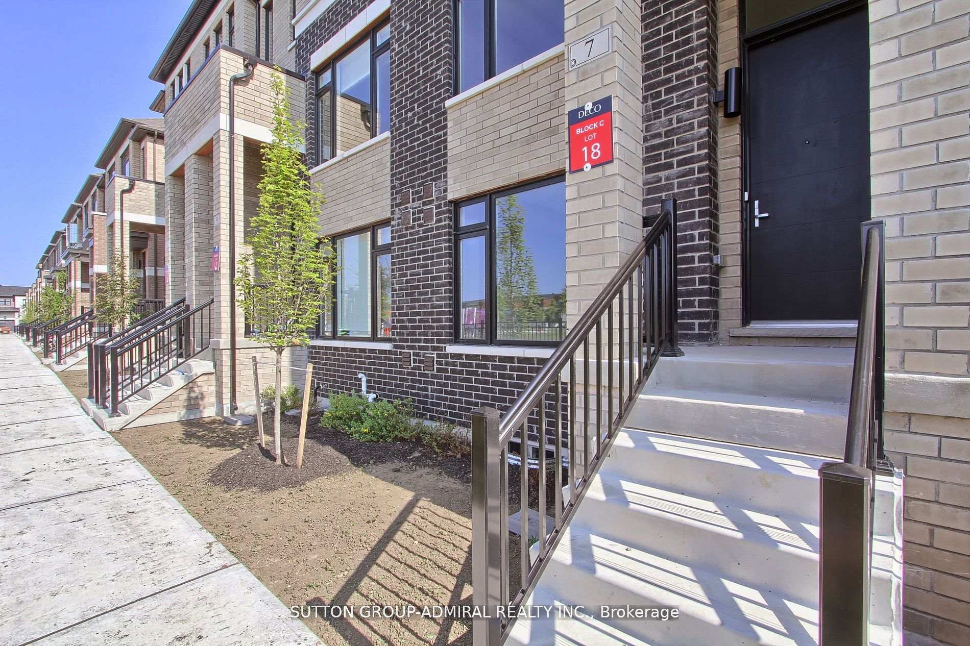 Photo 2 of 7 Cherry Hill Lane, Barrie, Painswick South — HOMEH