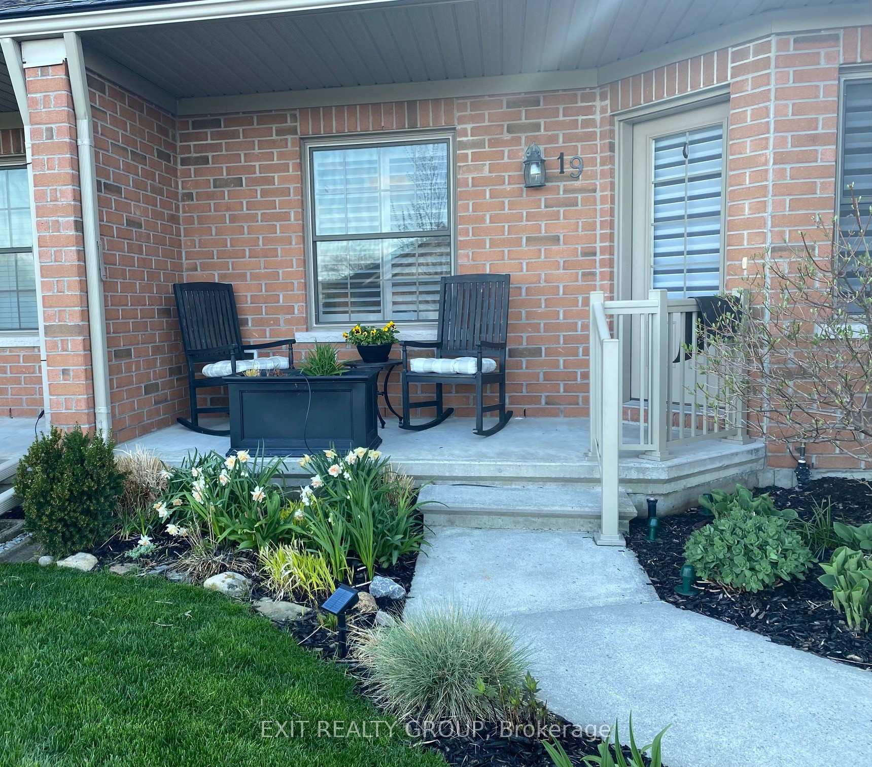 Photo 8 of 19 Berwick Street, Stirling-Rawdon, Stirling Ward — HOMEH