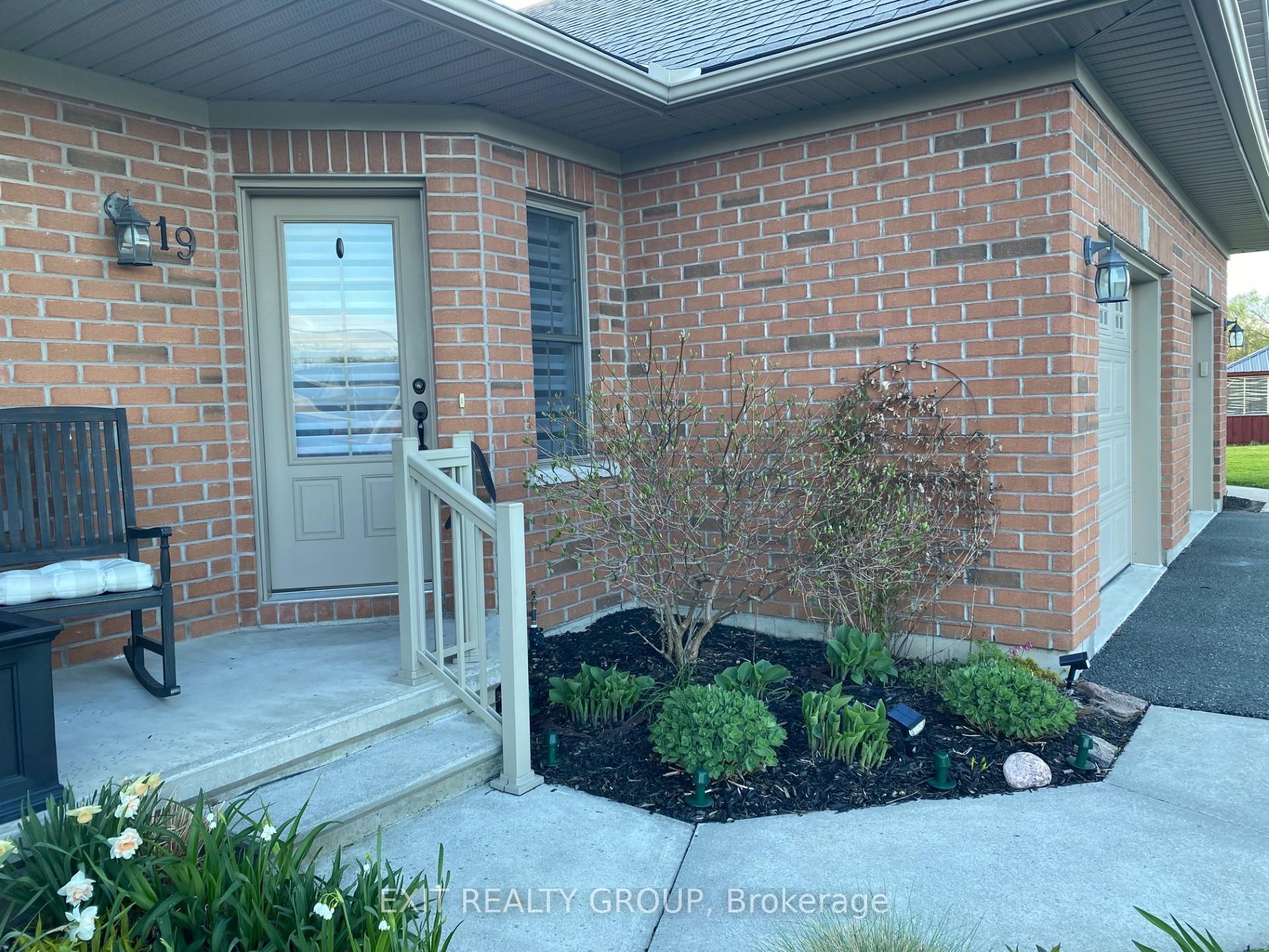 Photo 10 of 19 Berwick Street, Stirling-Rawdon, Stirling Ward — HOMEH