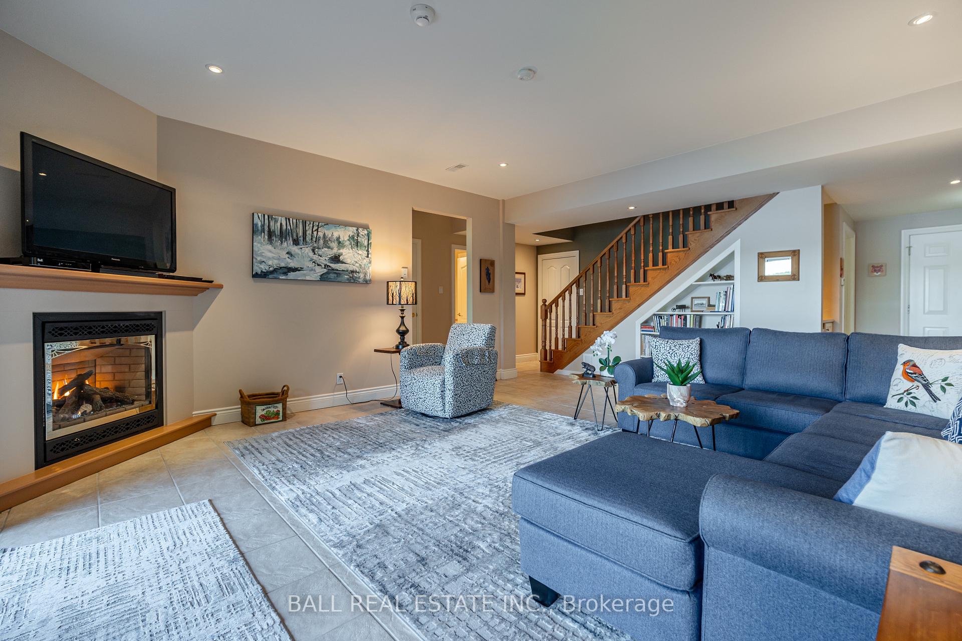 Photo 34 of 1950 White Lake Road E, Douro-Dummer — HOMEH
