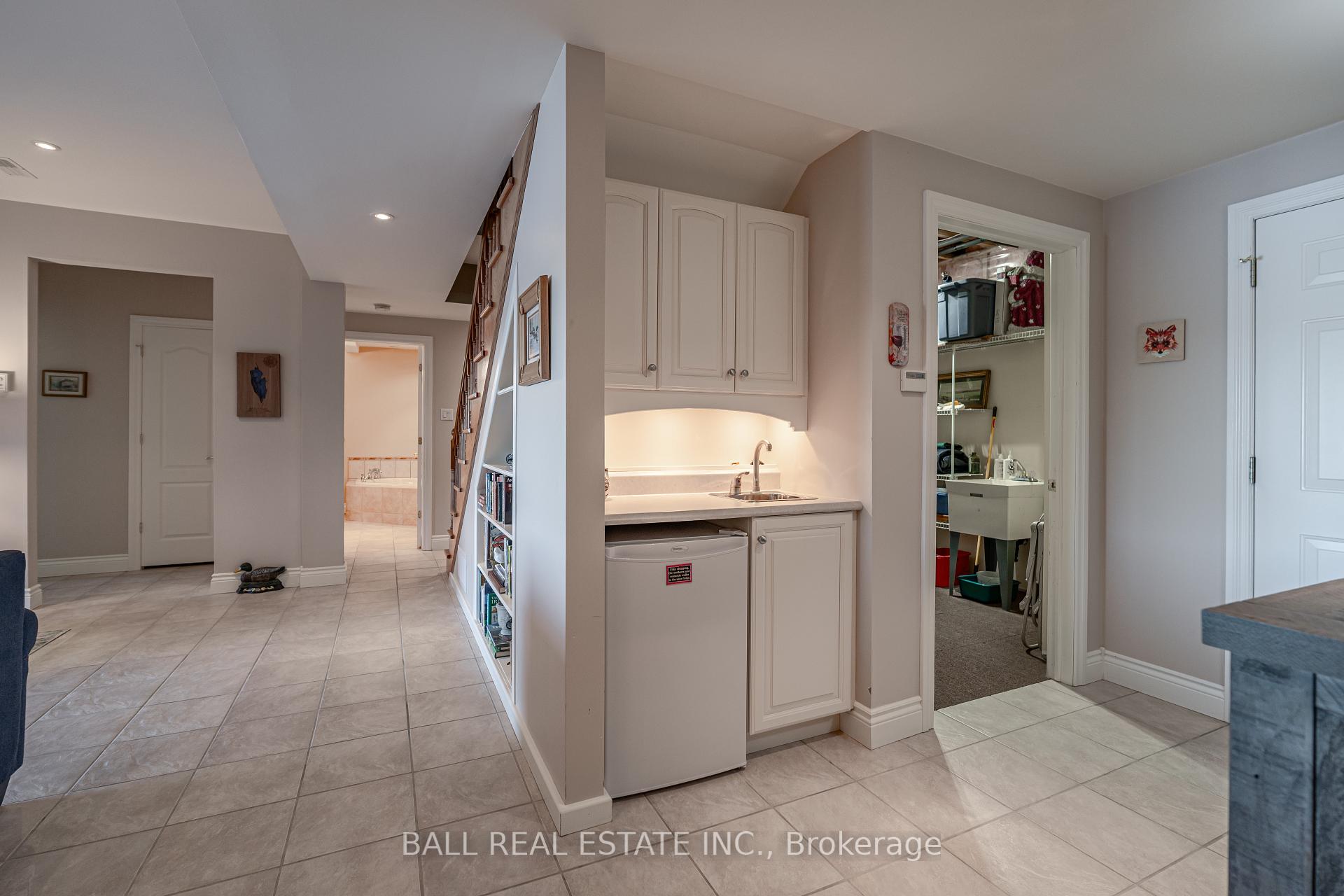 Photo 36 of 1950 White Lake Road E, Douro-Dummer — HOMEH