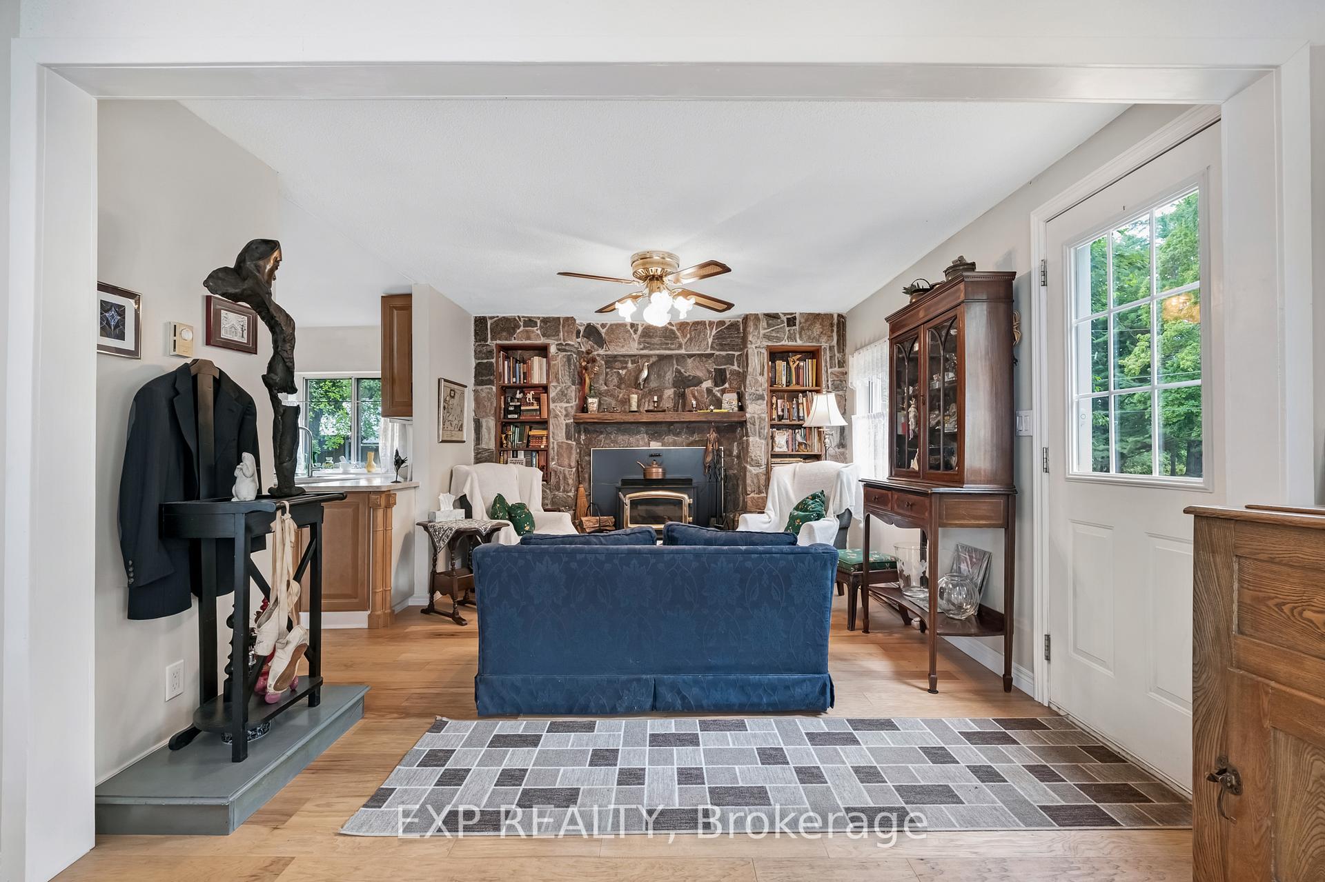 Photo 8 of 77 Seventh Street, Brock, Beaverton — HOMEH