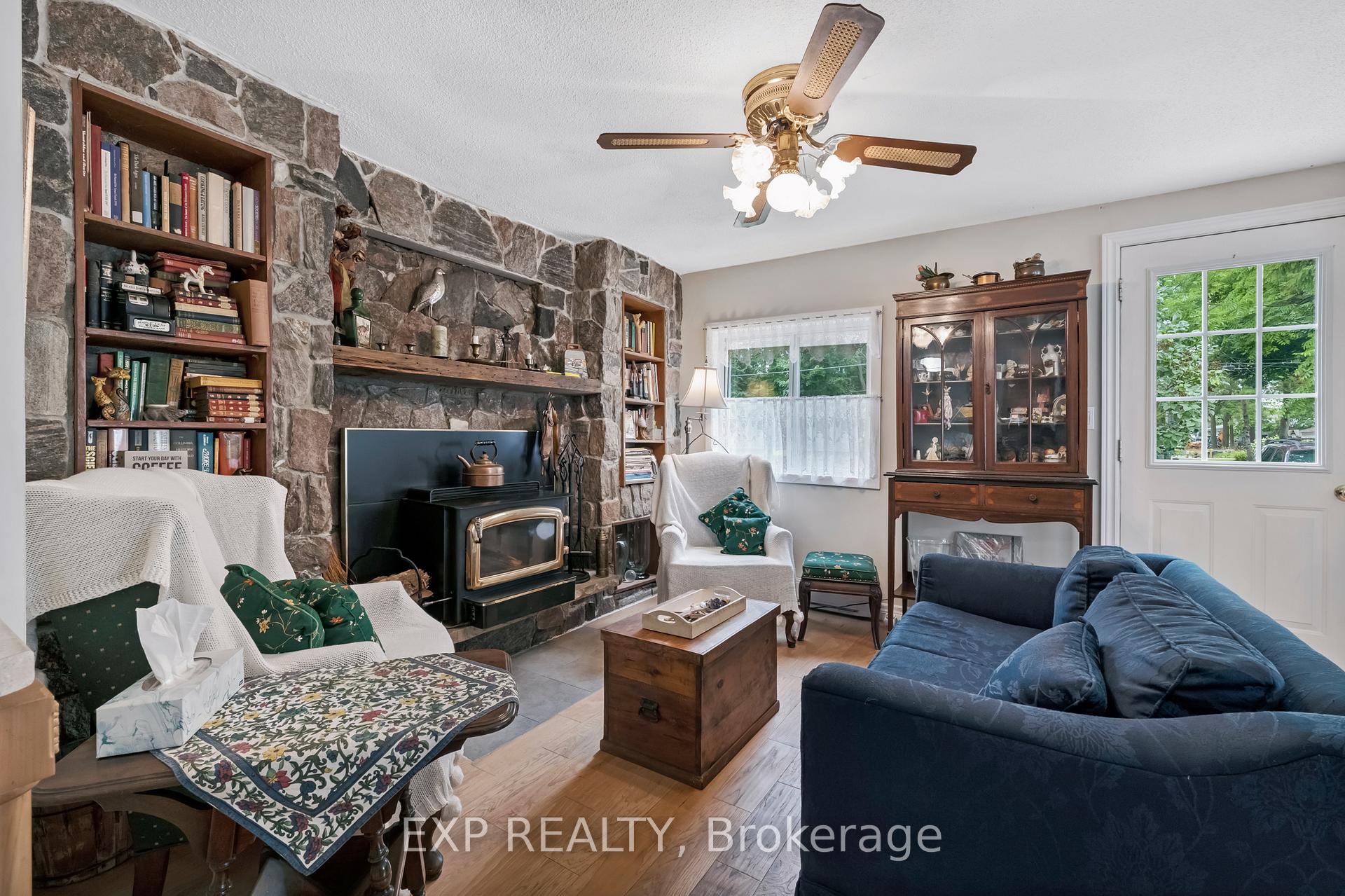 Photo 28 of 77 Seventh Street, Brock, Beaverton — HOMEH