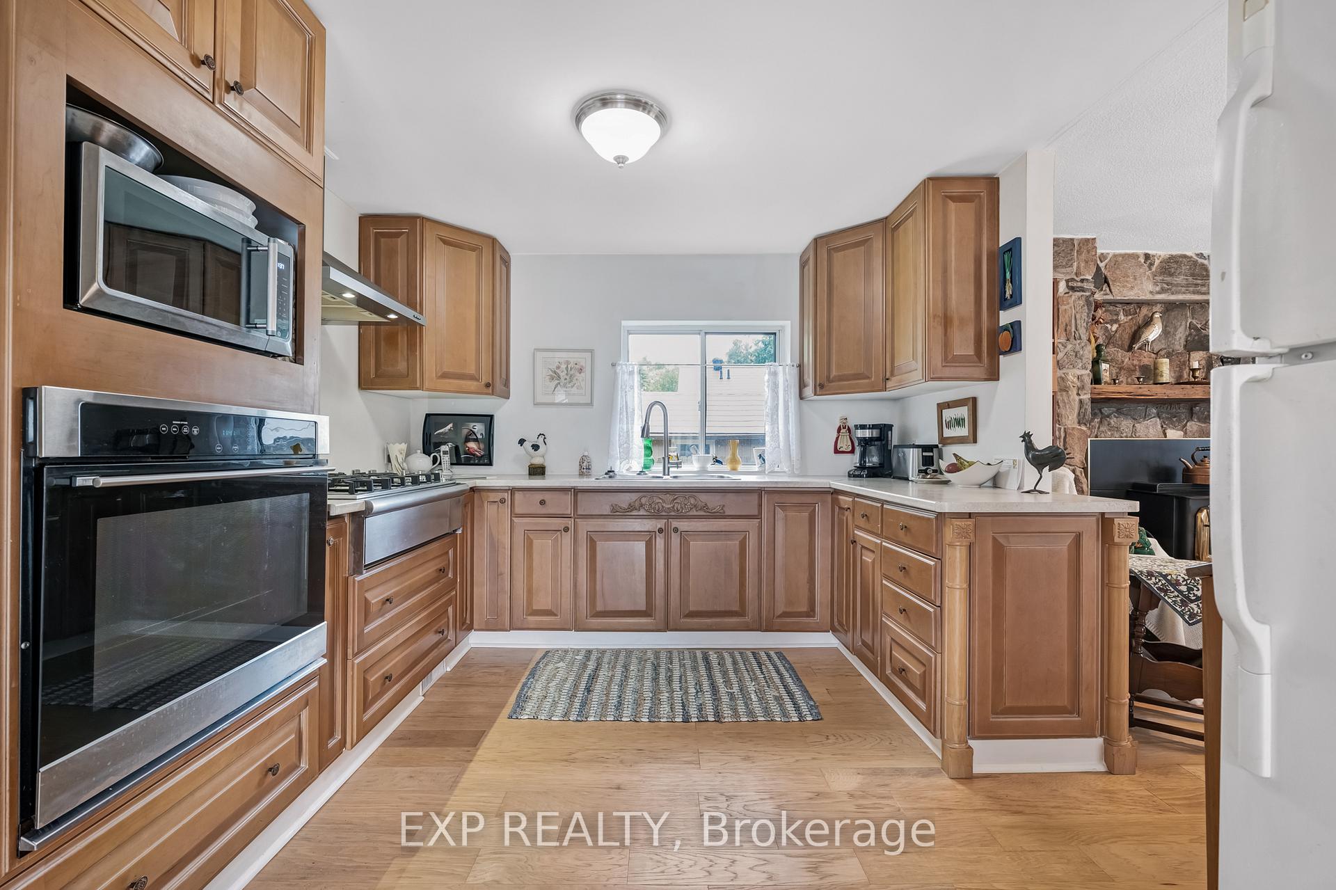 Photo 13 of 77 Seventh Street, Brock, Beaverton — HOMEH