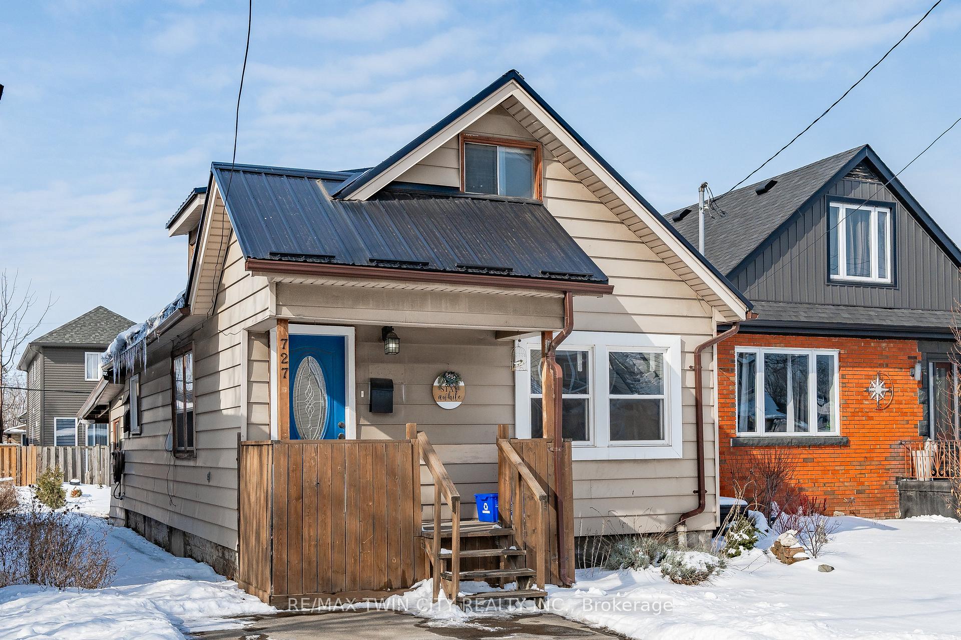 Photo 1 of 727 Tate Avenue, Hamilton, Parkview — HOMEH