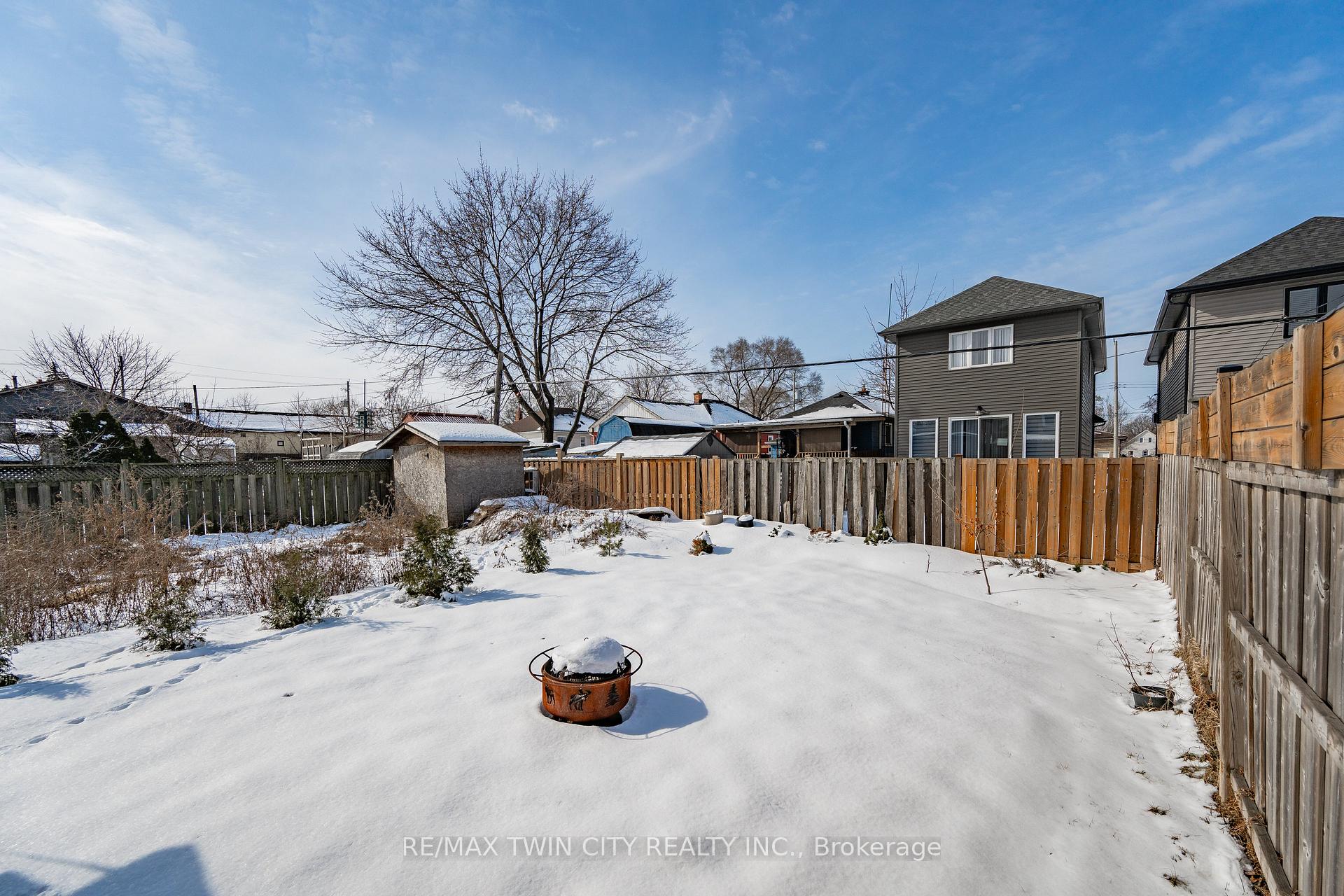 Photo 17 of 727 Tate Avenue, Hamilton, Parkview — HOMEH