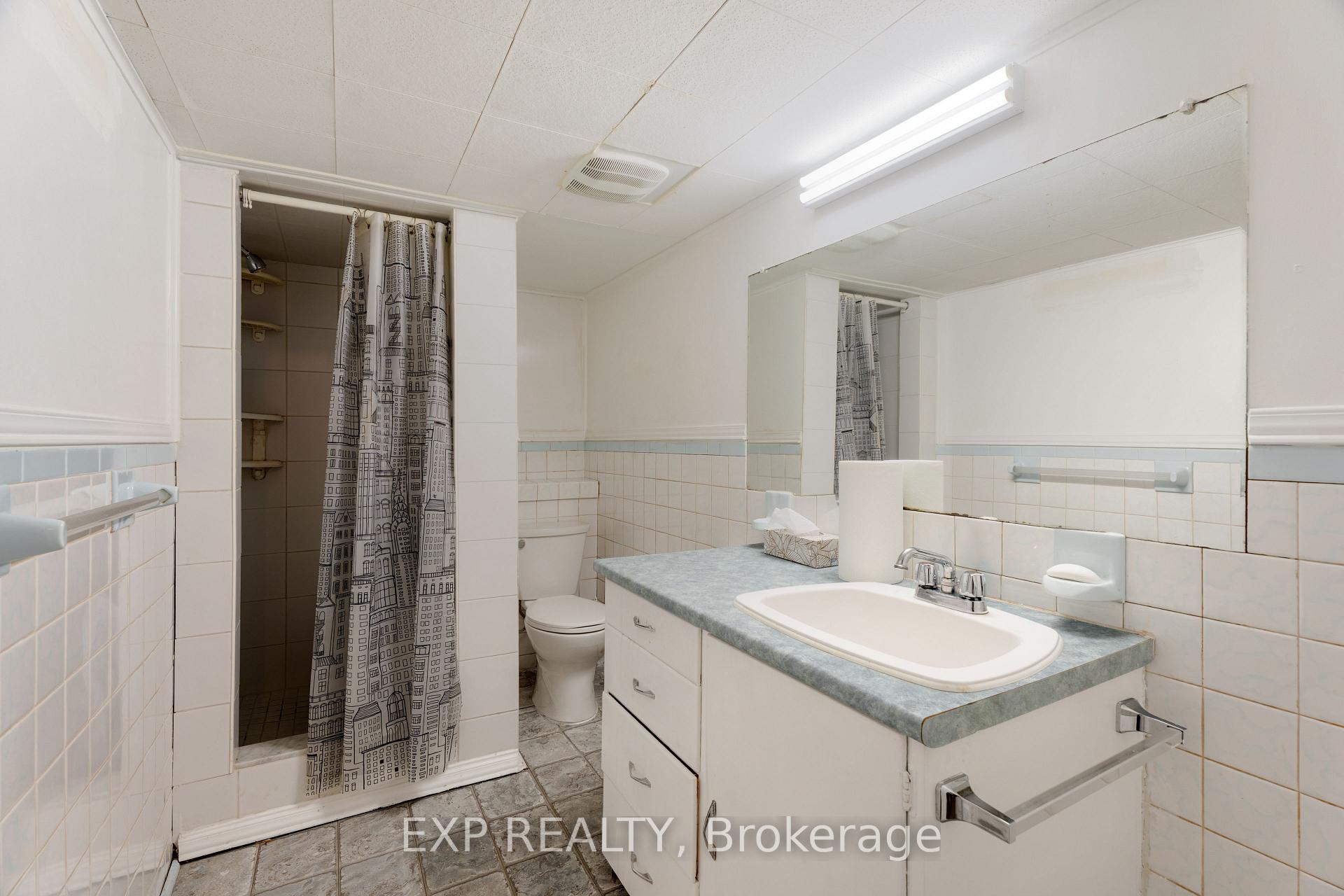 Photo 41 of 1233 Meadowlands Drive E, Ottawa, City View/Skyline/Fisher Heights/Parkwood Hills — HOMEH
