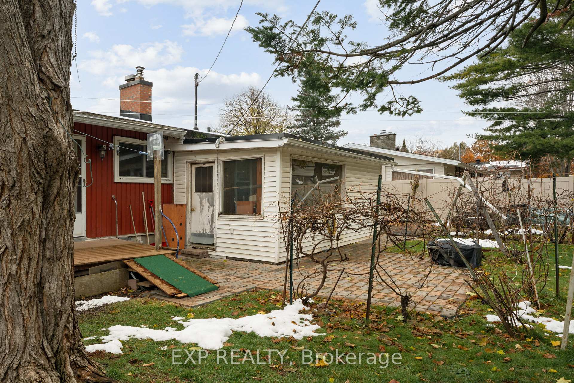 Photo 48 of 1233 Meadowlands Drive E, Ottawa, City View/Skyline/Fisher Heights/Parkwood Hills — HOMEH
