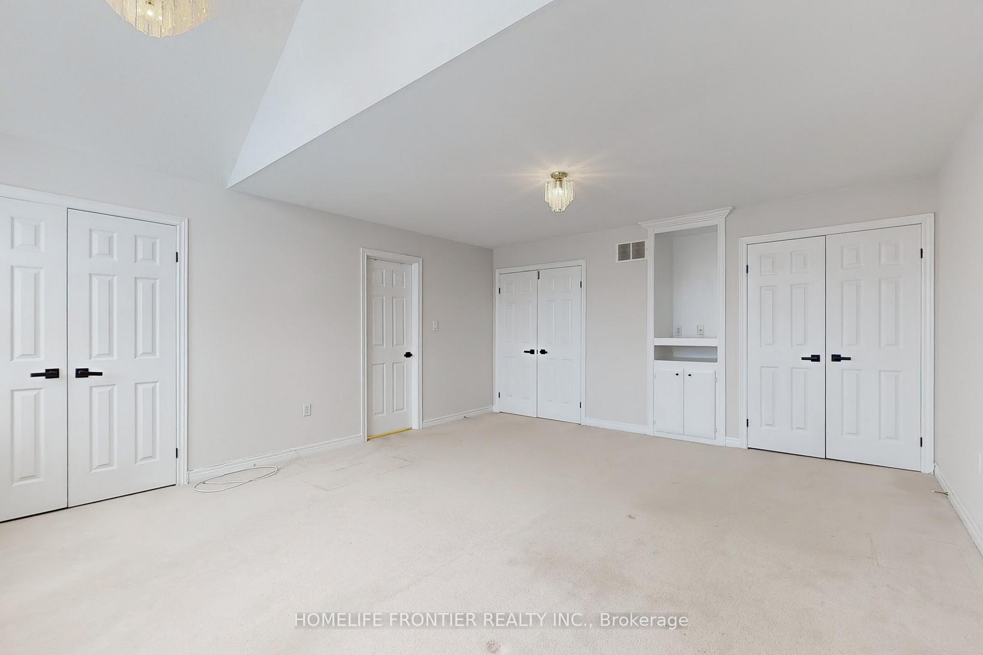 Photo 24 of 18 Benjamin Lane, Barrie, Painswick South — HOMEH