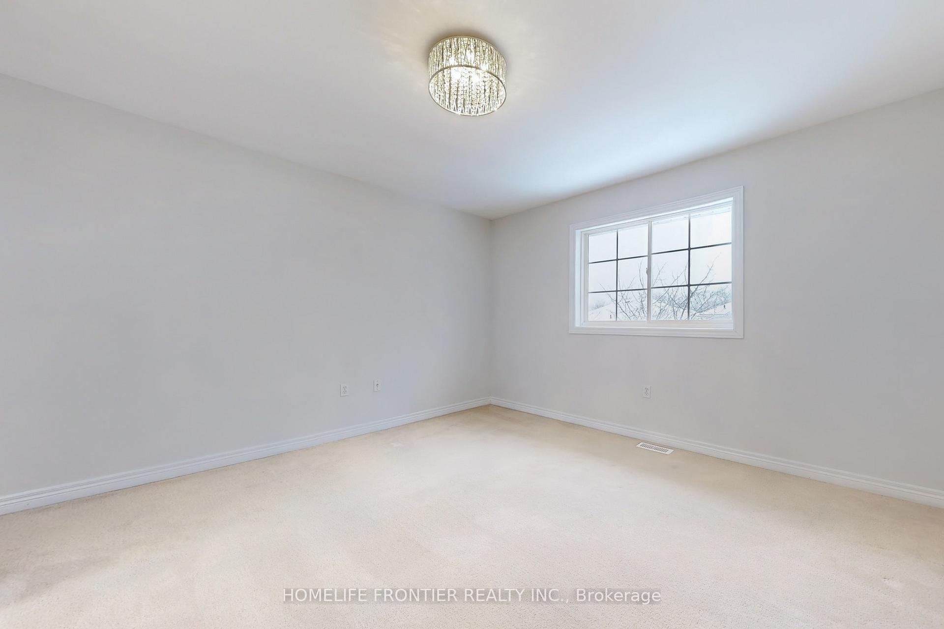 Photo 27 of 18 Benjamin Lane, Barrie, Painswick South — HOMEH
