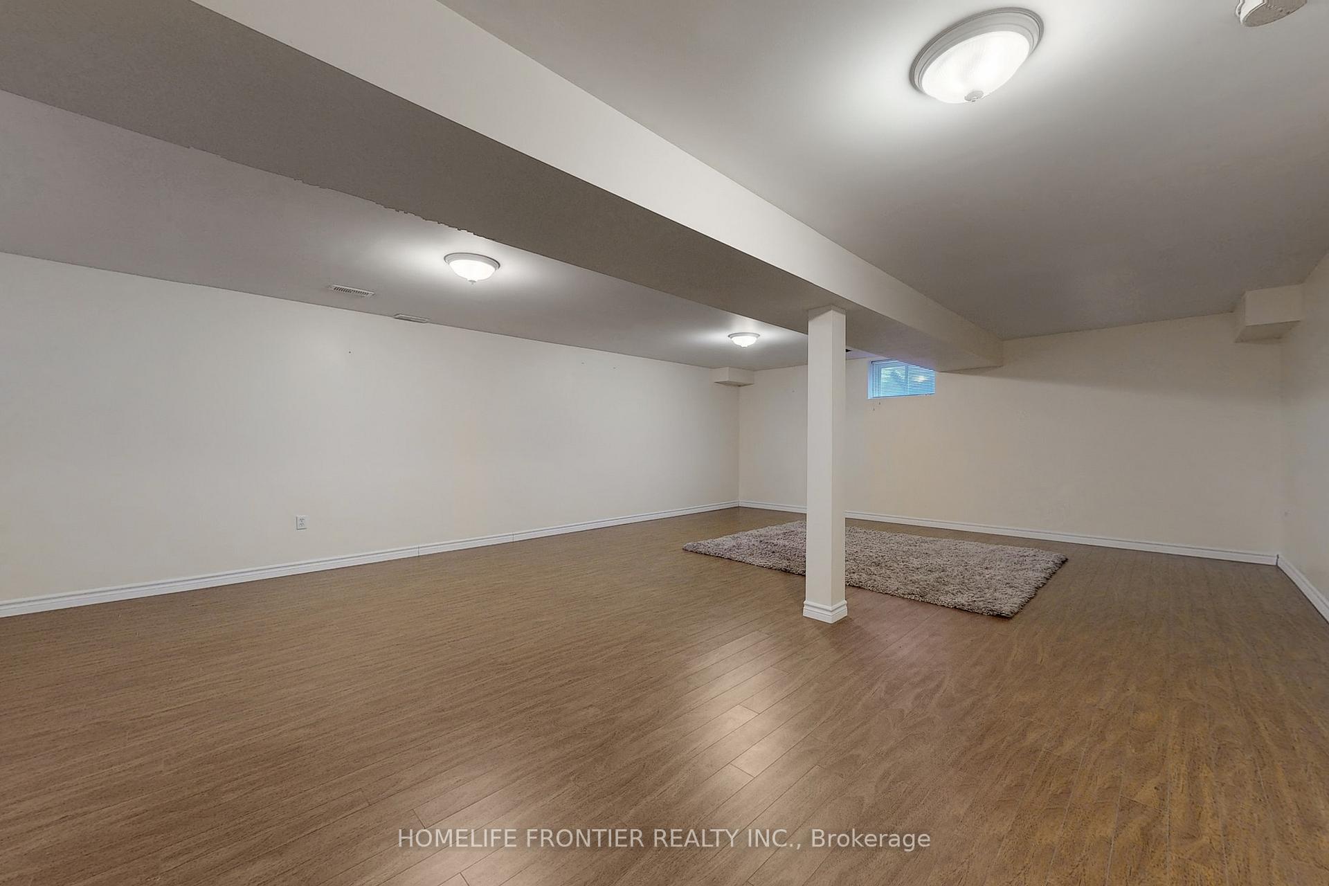 Photo 32 of 18 Benjamin Lane, Barrie, Painswick South — HOMEH
