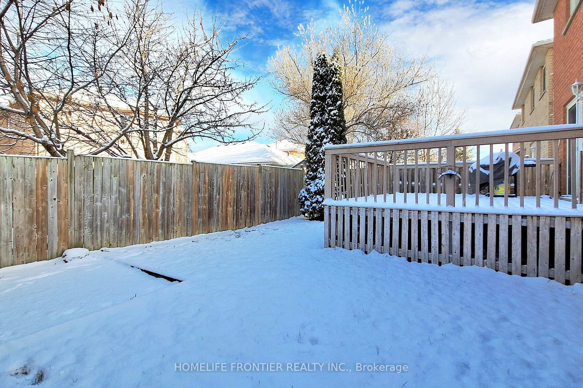Photo 39 of 18 Benjamin Lane, Barrie, Painswick South — HOMEH