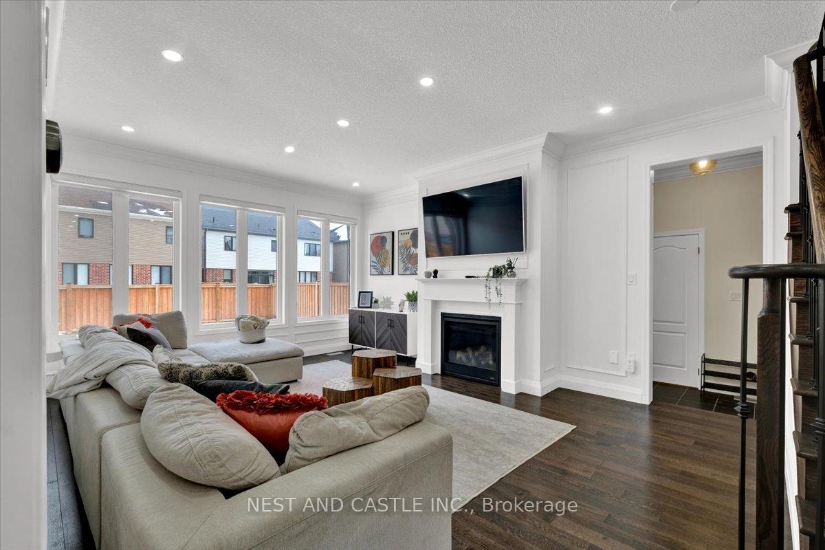Photo 10 of 51 July Avenue, Hamilton, Stoney Creek Mountain — HOMEH
