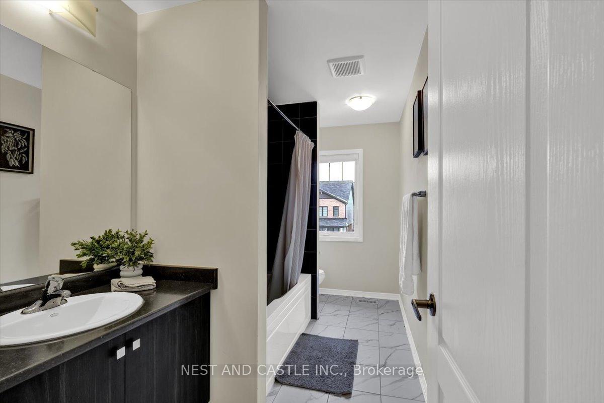 Photo 17 of 51 July Avenue, Hamilton, Stoney Creek Mountain — HOMEH