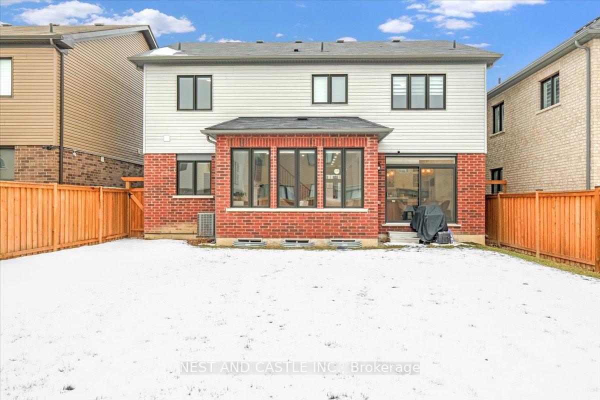 Photo 39 of 51 July Avenue, Hamilton, Stoney Creek Mountain — HOMEH