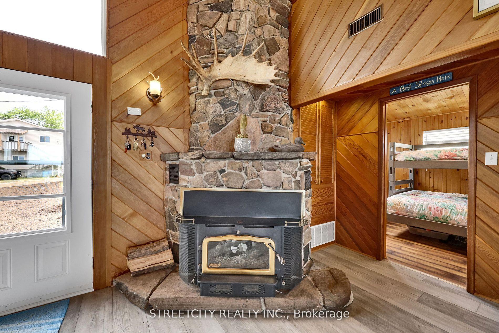 Photo 7 of 35 Brooks Landing Road, Carling — HOMEH