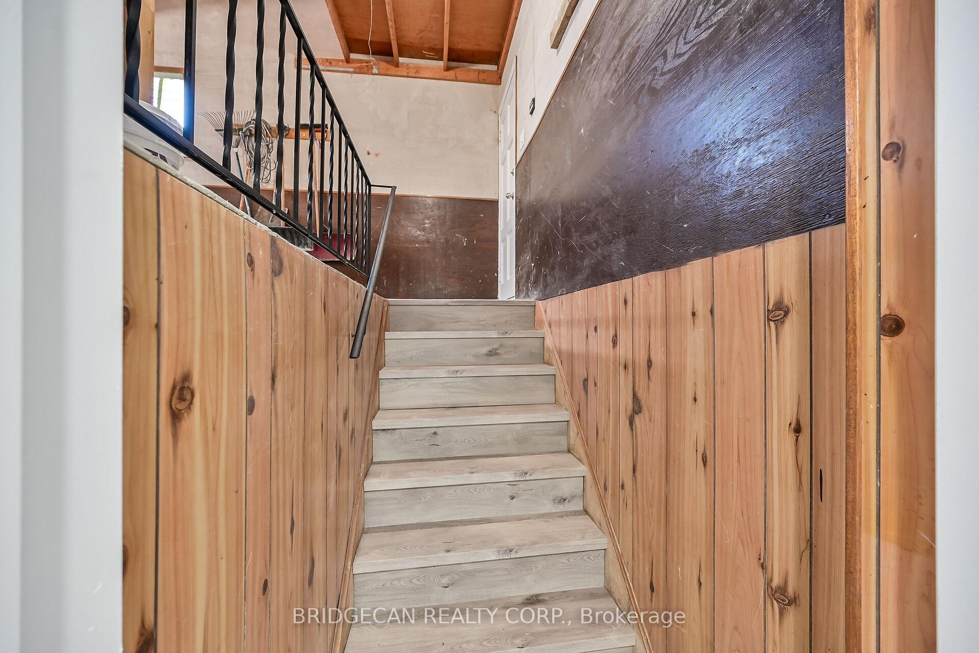 Photo 32 of 180 Oakland Drive, Hamilton, Kentley — HOMEH