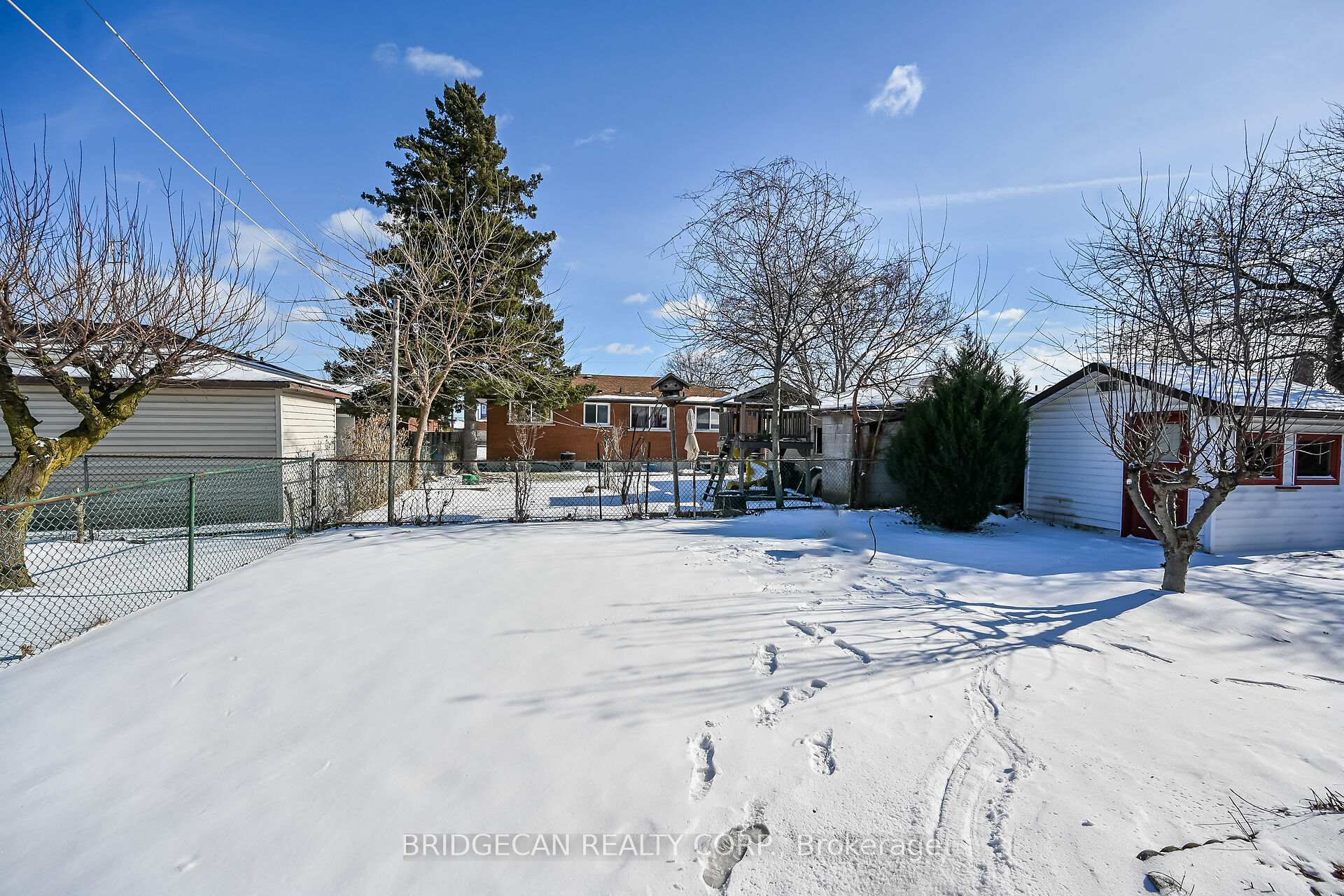 Photo 35 of 180 Oakland Drive, Hamilton, Kentley — HOMEH