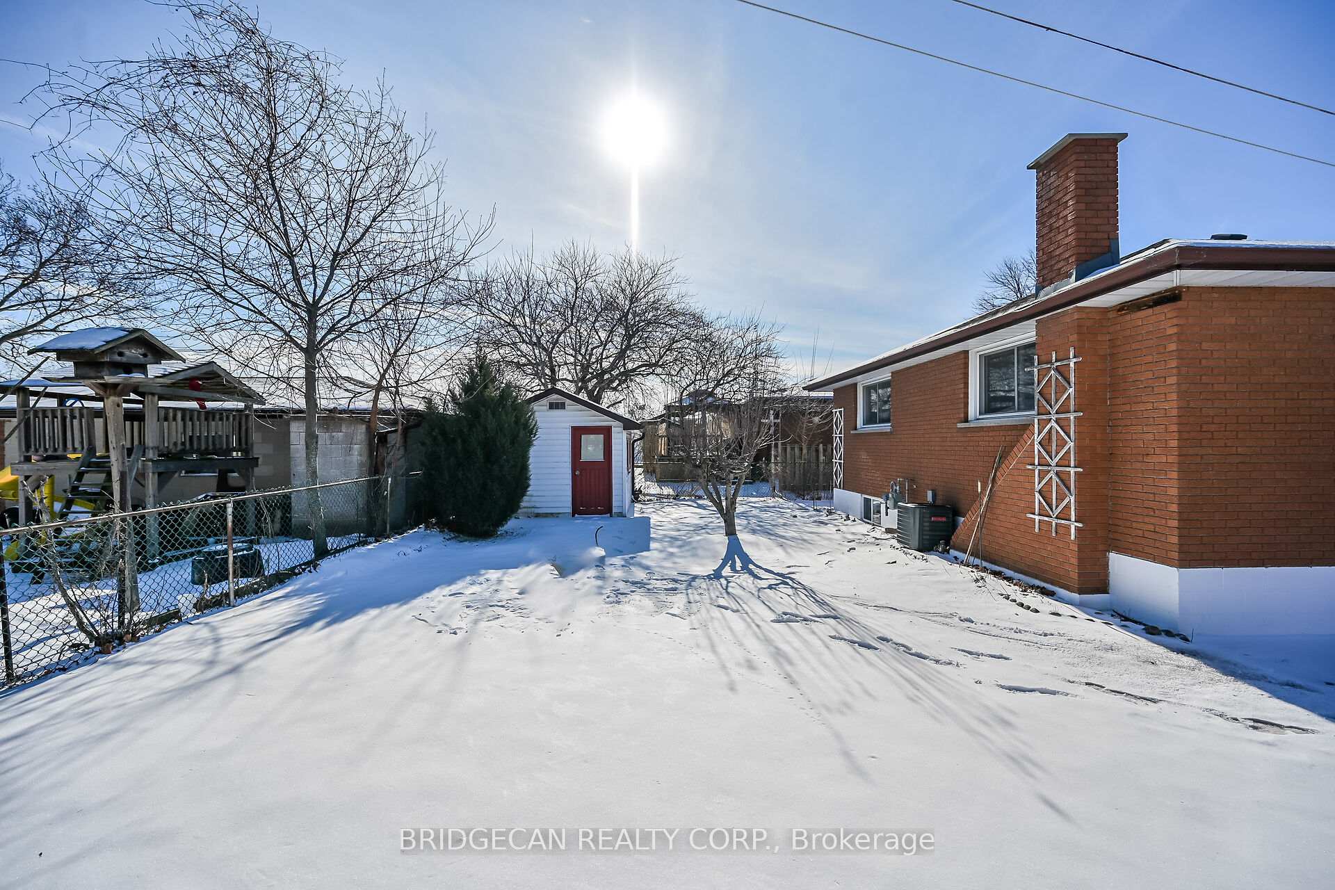 Photo 36 of 180 Oakland Drive, Hamilton, Kentley — HOMEH